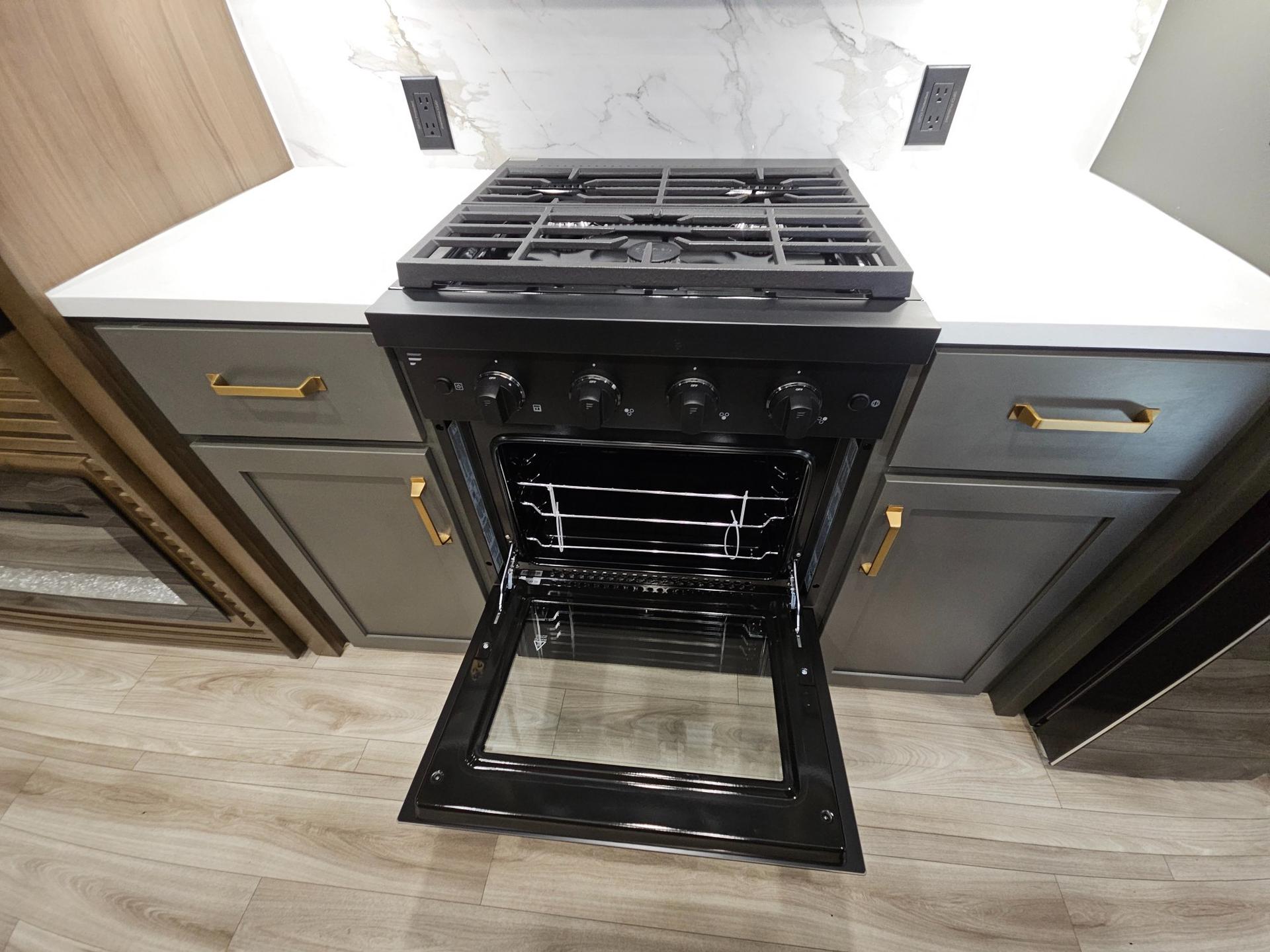 2026 Keystone RV 2026 Keystone RV Montana High Country - thumbnail 23