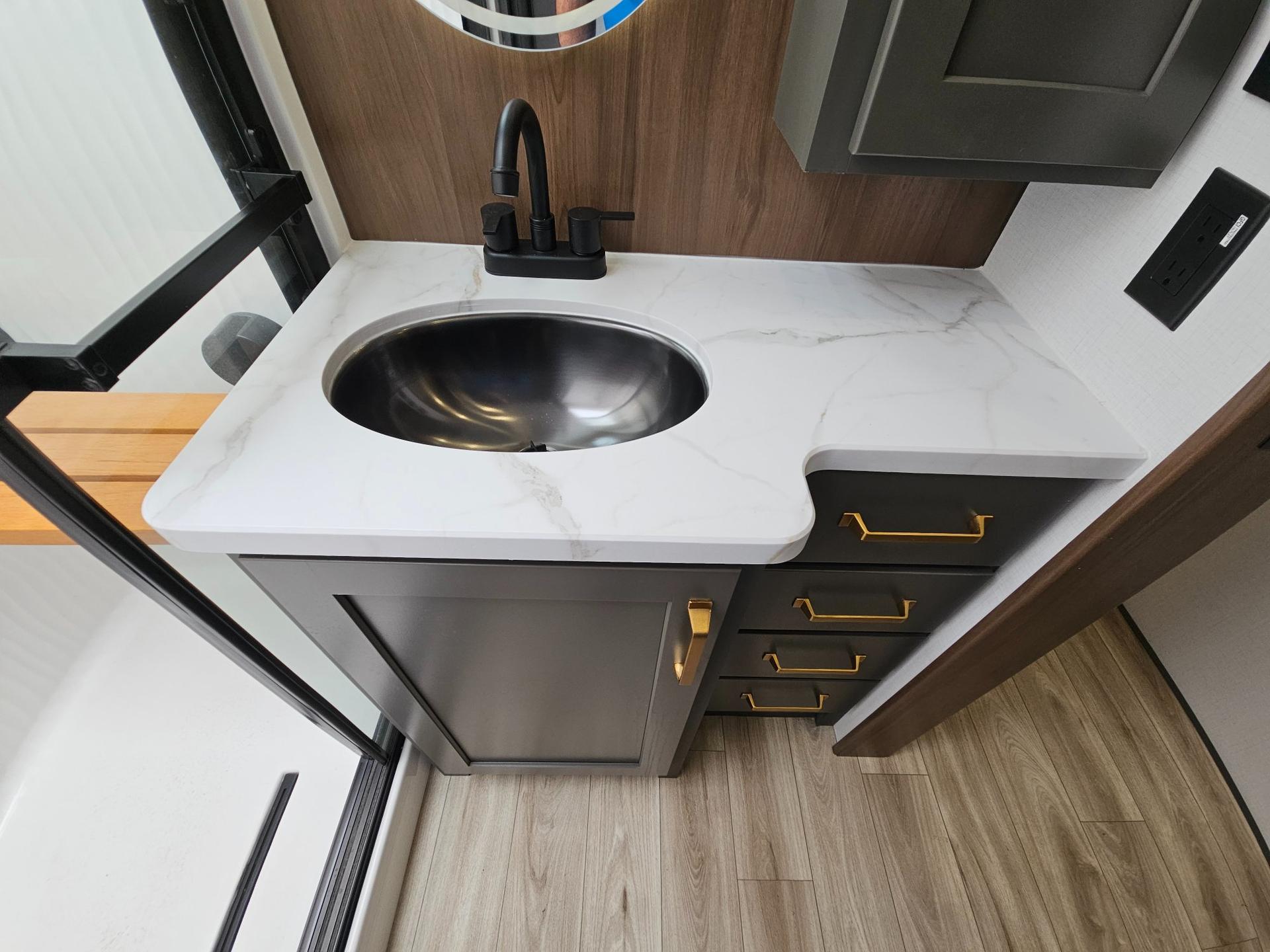 2026 Keystone RV 2026 Keystone RV Montana High Country - thumbnail 34