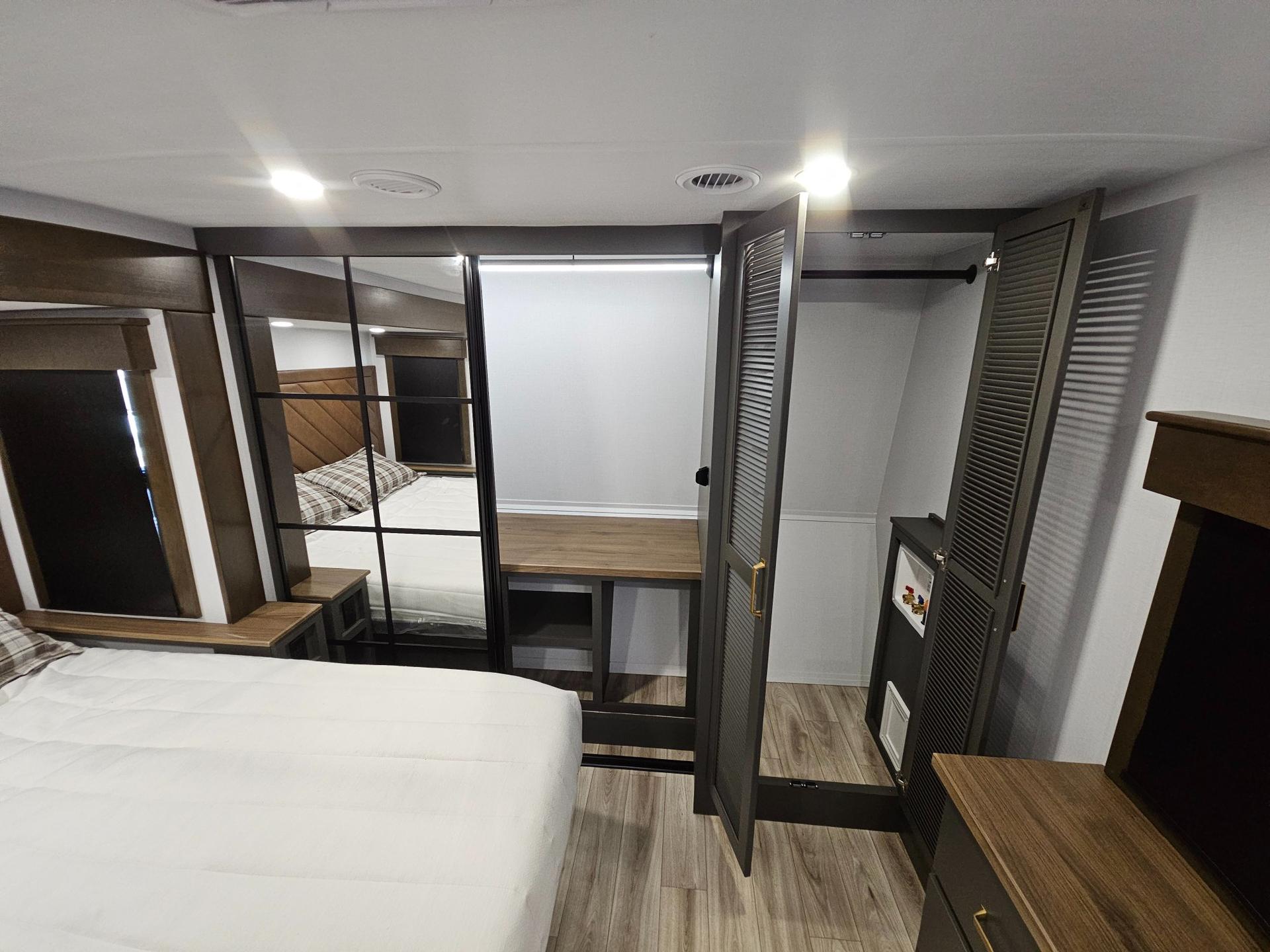 2026 Keystone RV 2026 Keystone RV Montana High Country - thumbnail 40