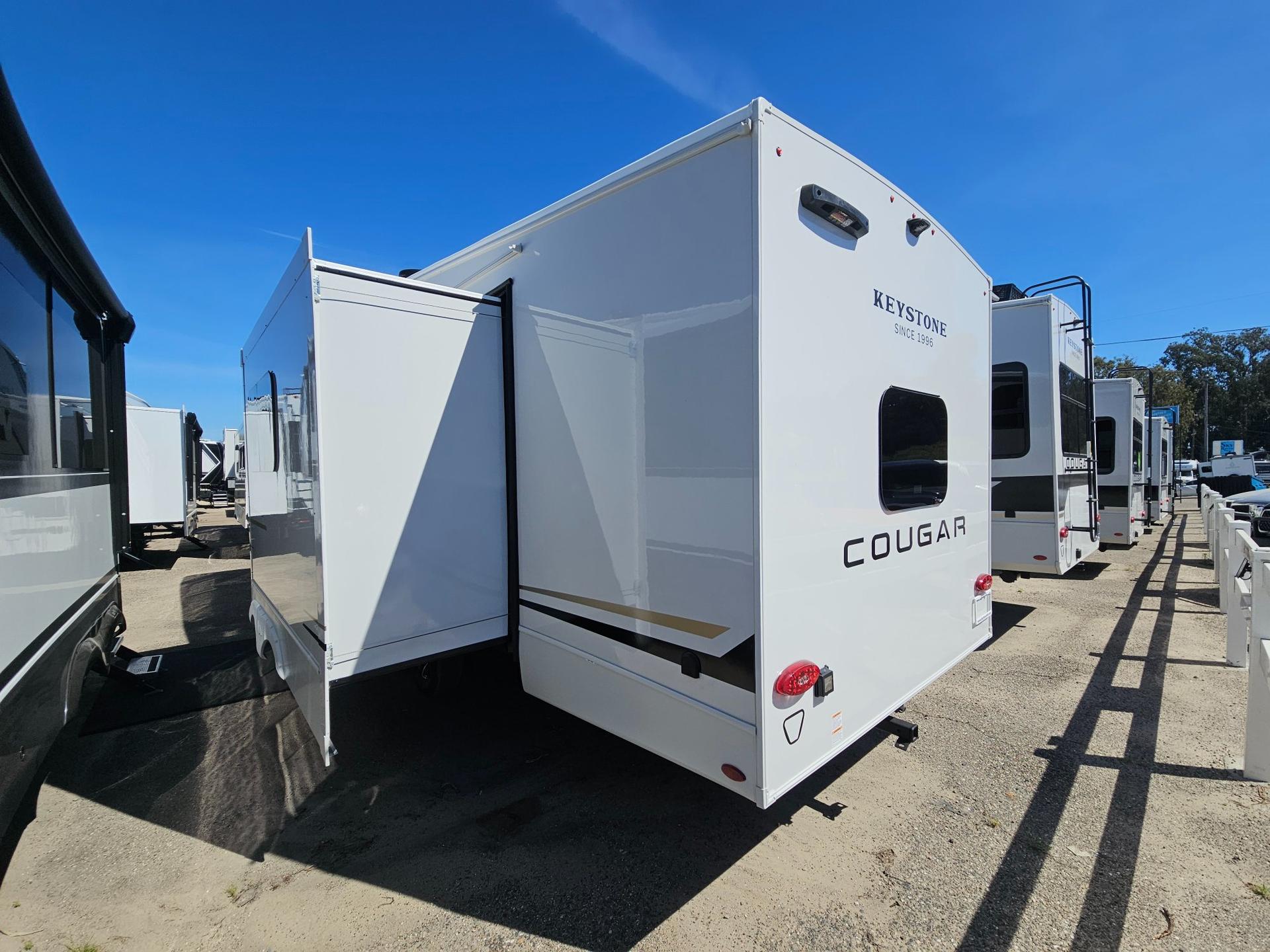 2026 Keystone RV 2026 Keystone RV Cougar Sport - thumbnail 4