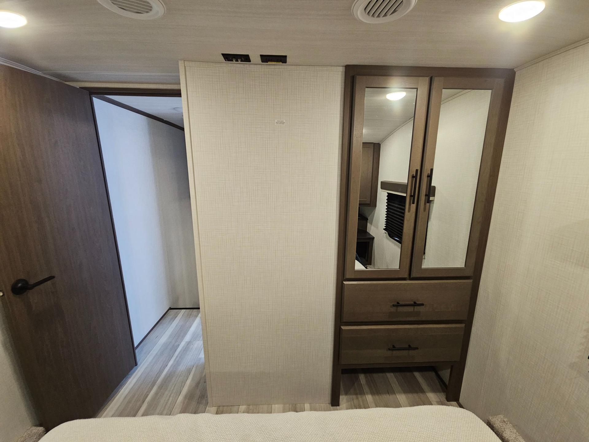 2026 Keystone RV 2026 Keystone RV Cougar Sport - thumbnail 39