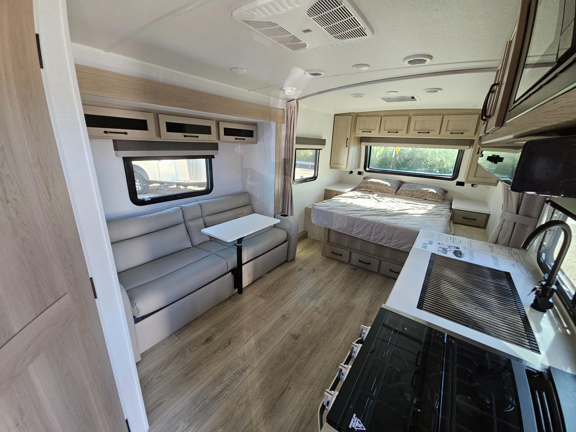 2025 Forest River RV 2025 Forest River RV Rockwood Mini Lite - thumbnail 6