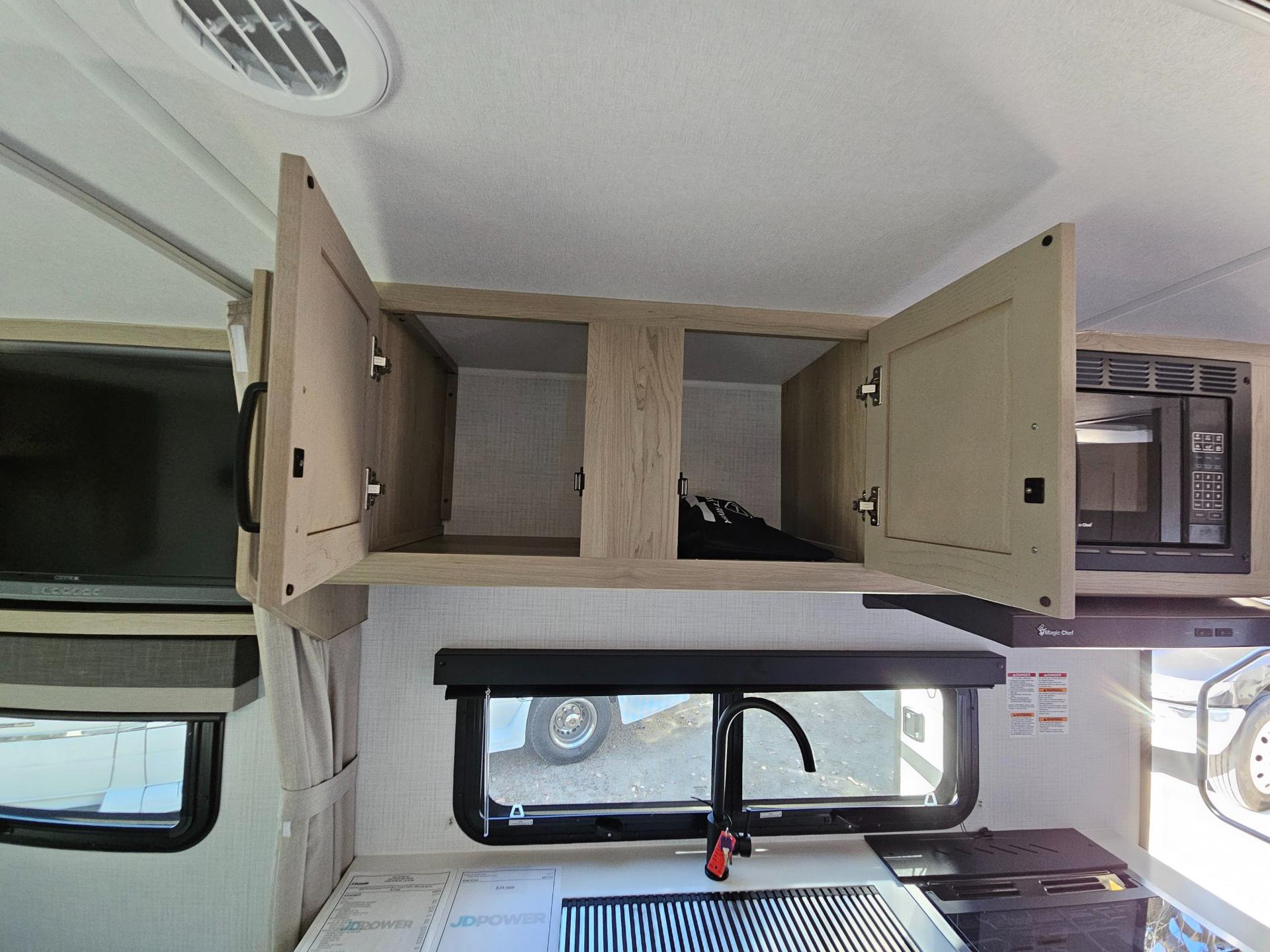 2025 Forest River RV 2025 Forest River RV Rockwood Mini Lite - thumbnail 16