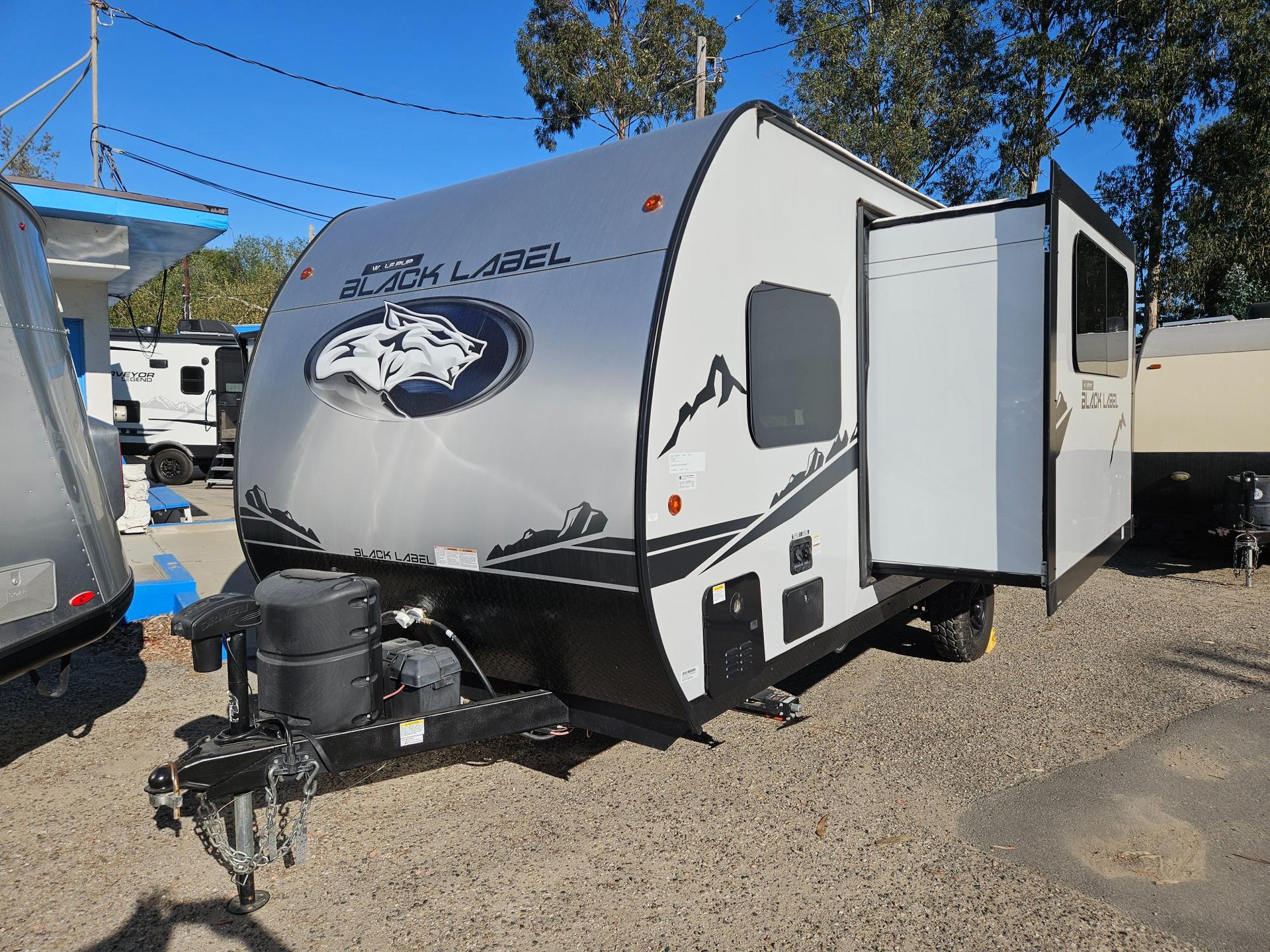 2024 Forest River RV 2024 Forest River RV Cherokee Wolf Pup Black Label - thumbnail 5