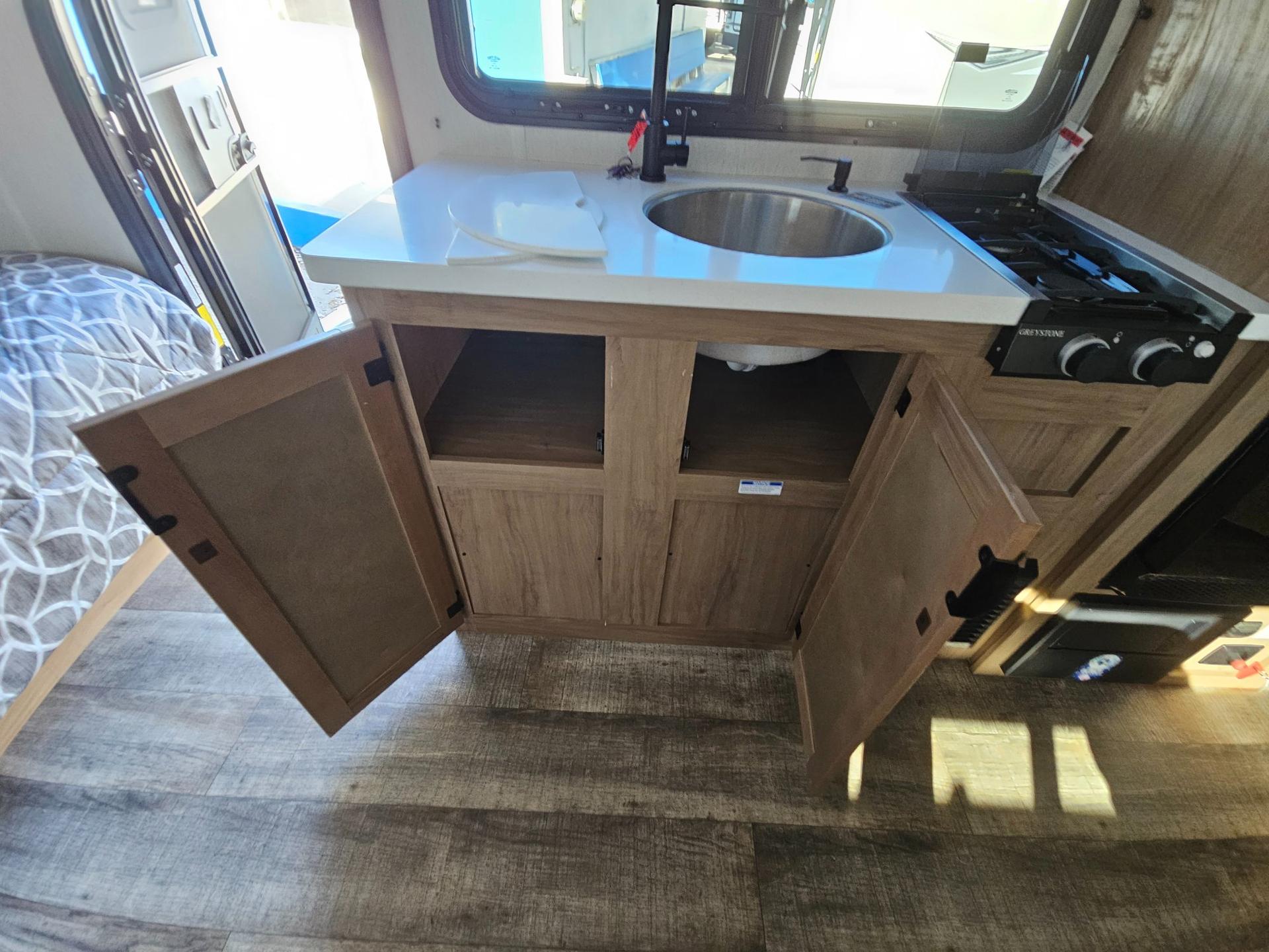 2024 Forest River RV 2024 Forest River RV Cherokee Wolf Pup Black Label - thumbnail 17