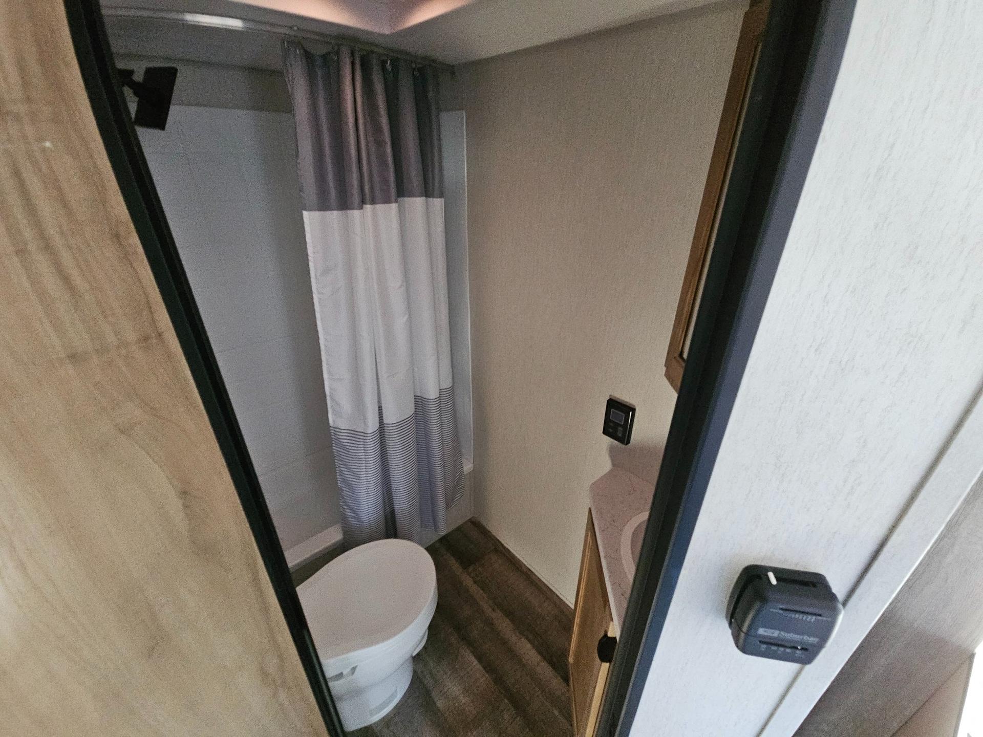 2024 Forest River RV 2024 Forest River RV Cherokee Wolf Pup Black Label - thumbnail 21