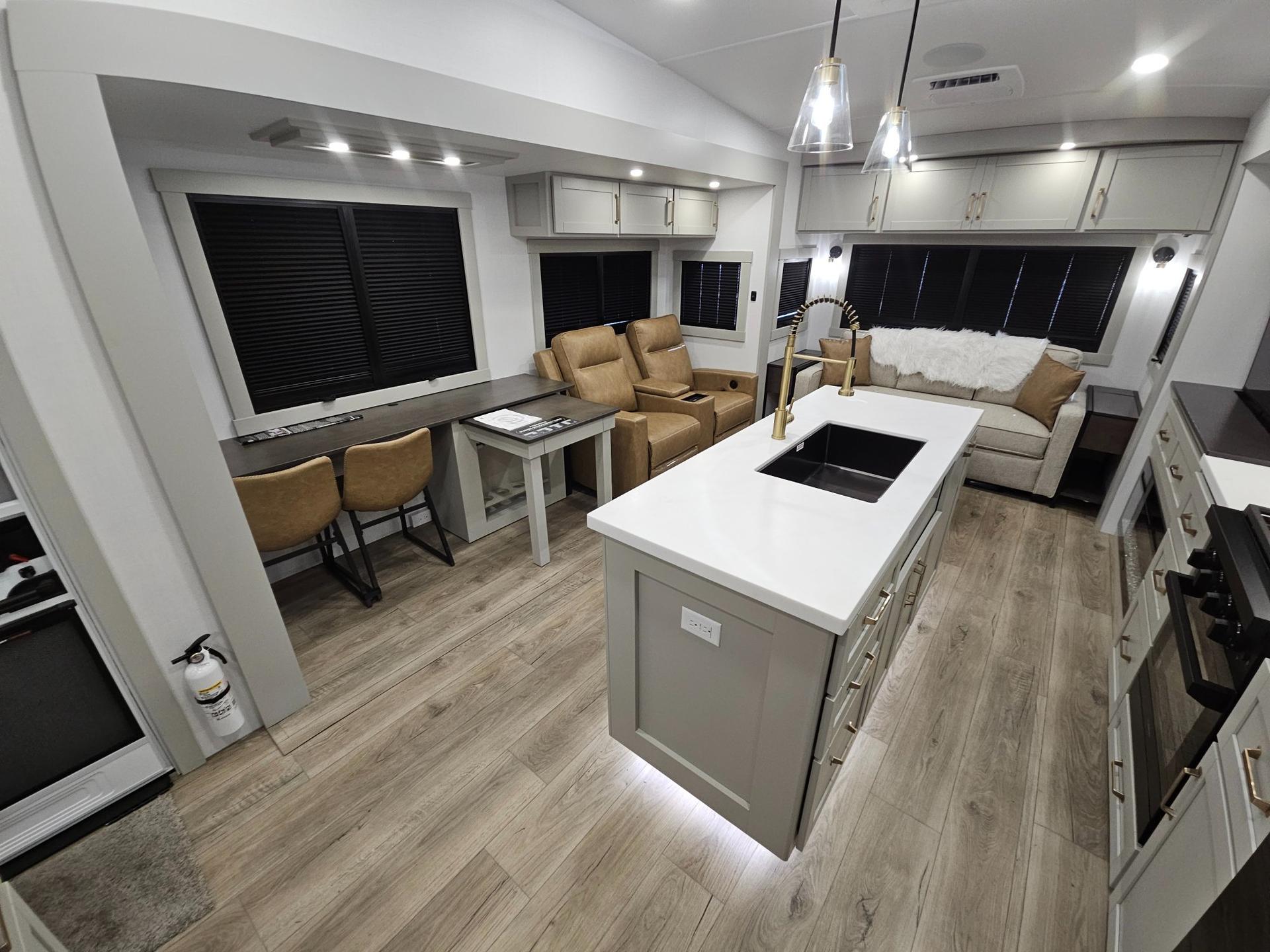 2026 Brinkley RV 2026 Brinkley RV Model Z - thumbnail 7