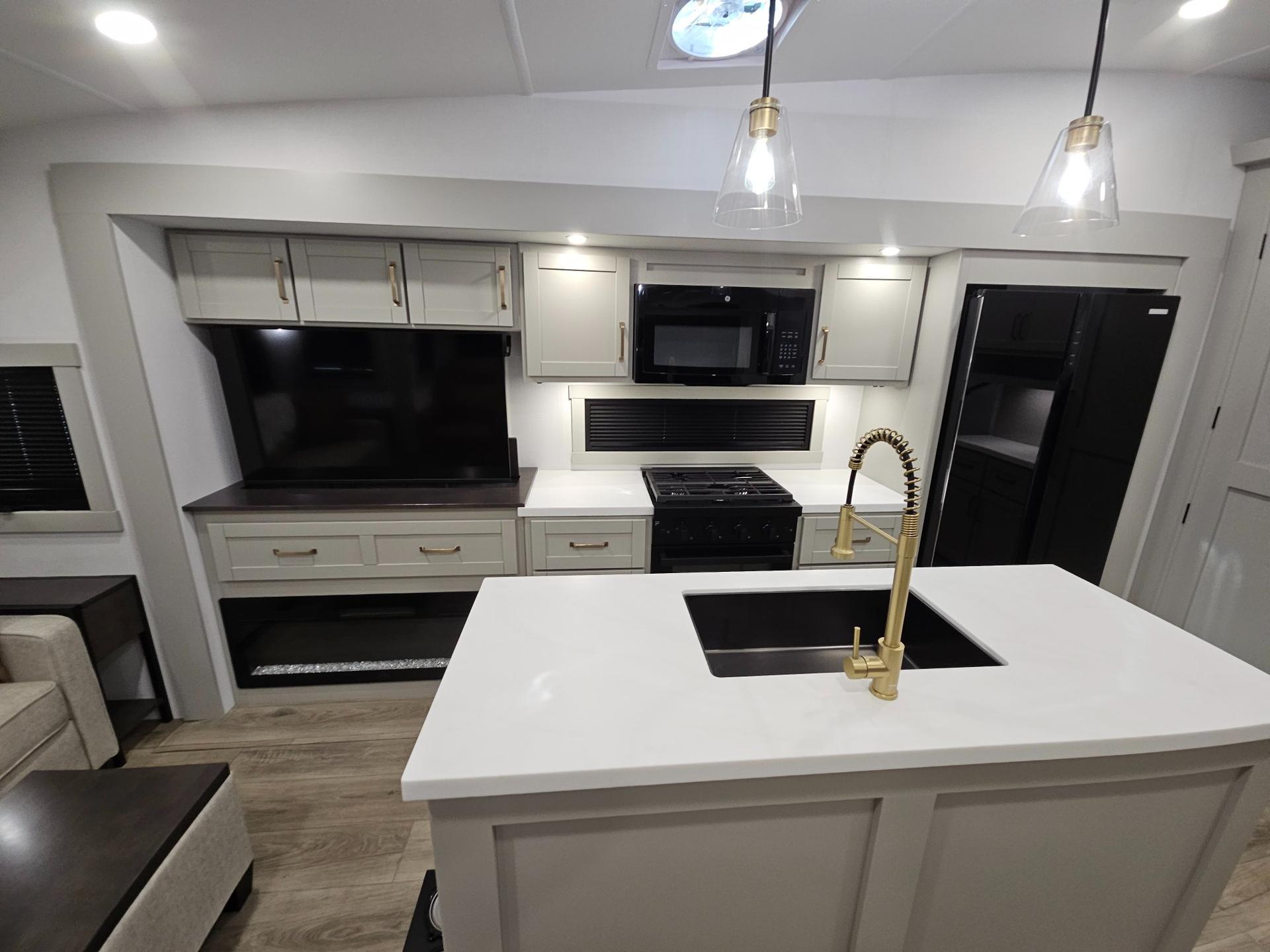 2026 Brinkley RV 2026 Brinkley RV Model Z - thumbnail 15