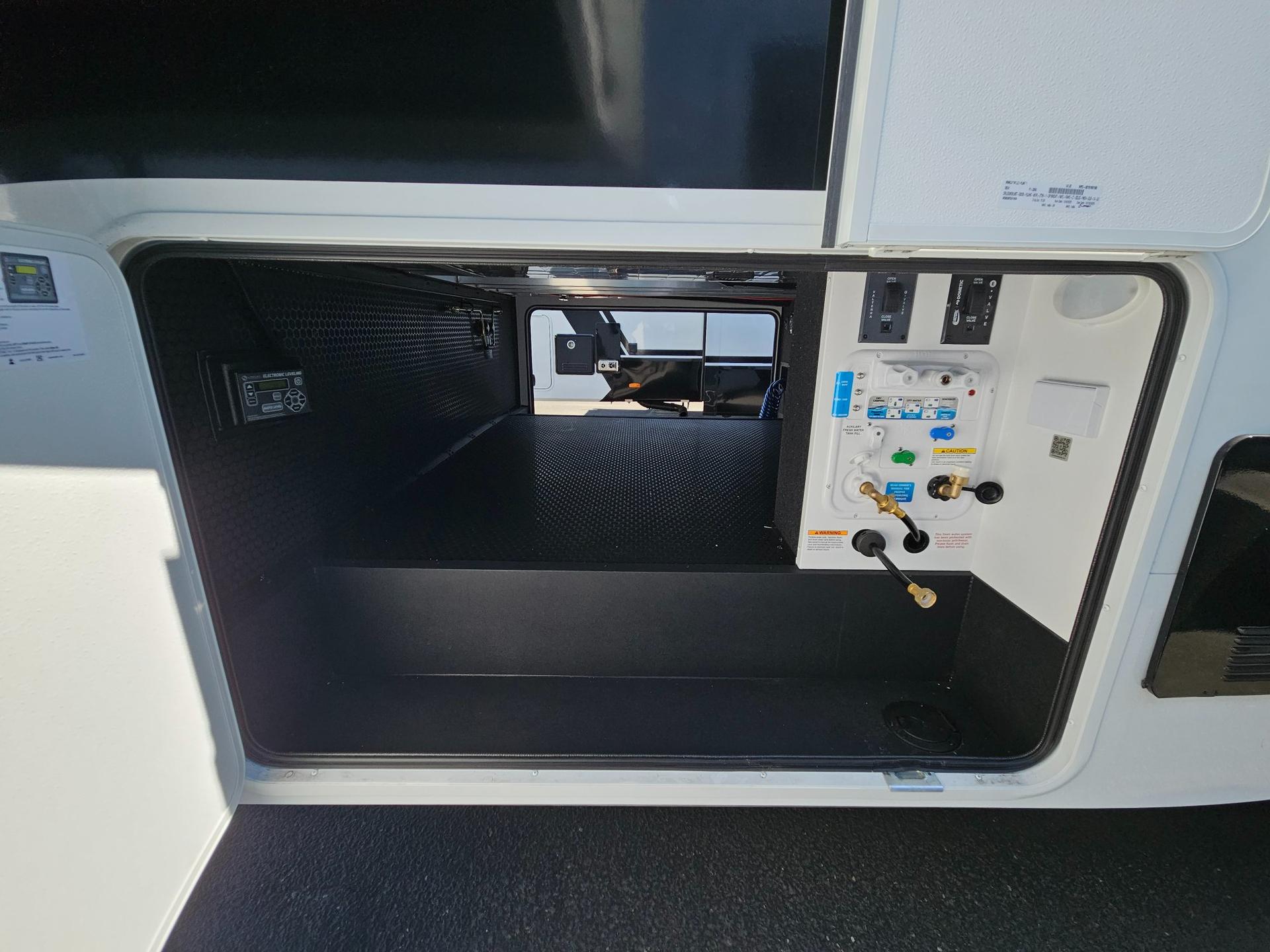 2026 Brinkley RV 2026 Brinkley RV Model Z - thumbnail 50