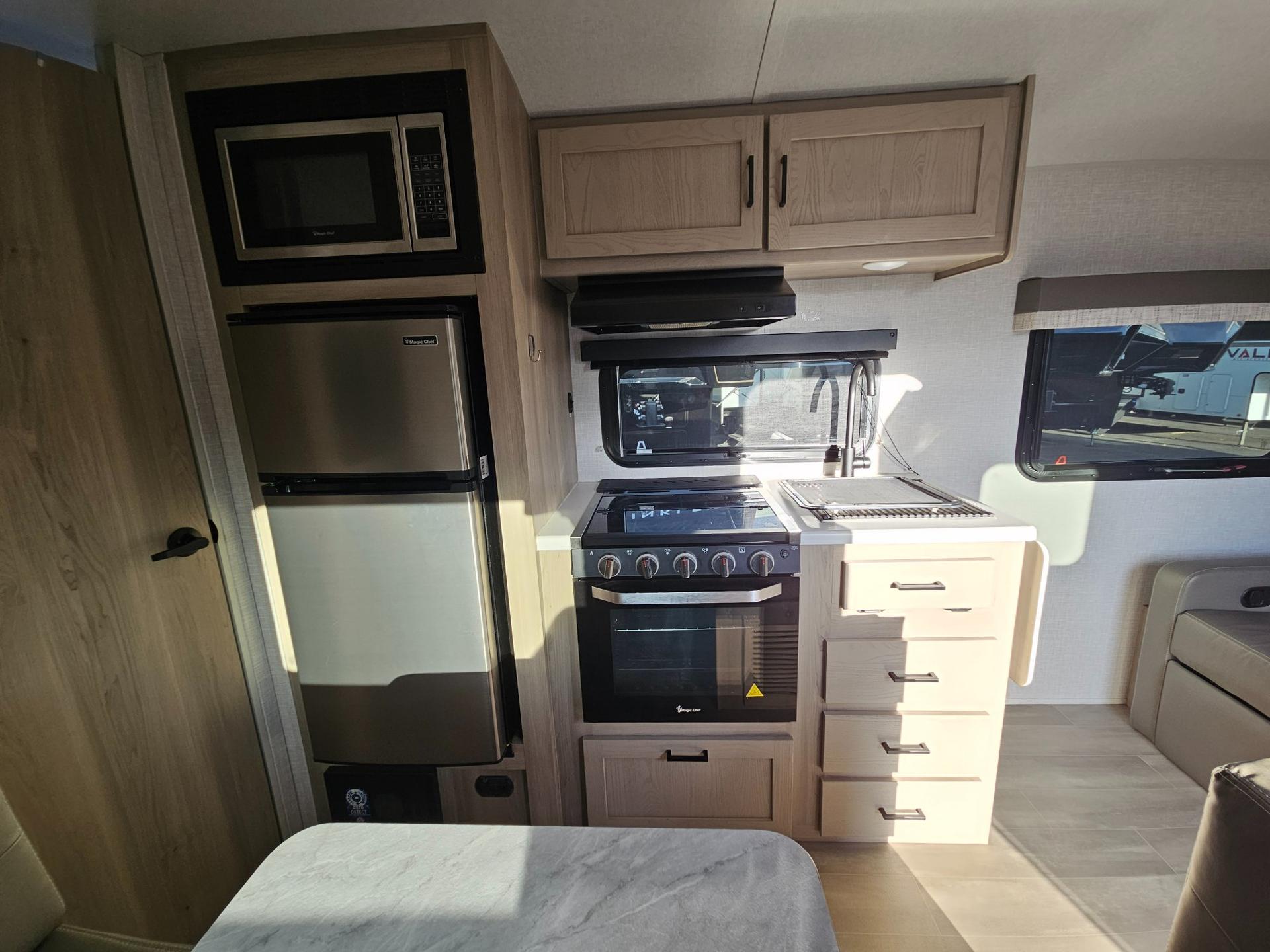 2023 Forest River 2023 Forest River Flagstaff E-Pro - thumbnail 10