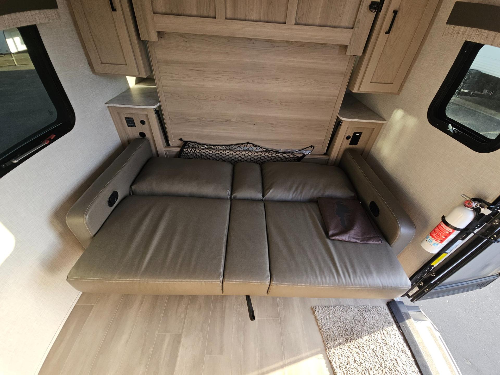 2023 Forest River 2023 Forest River Flagstaff E-Pro - thumbnail 19