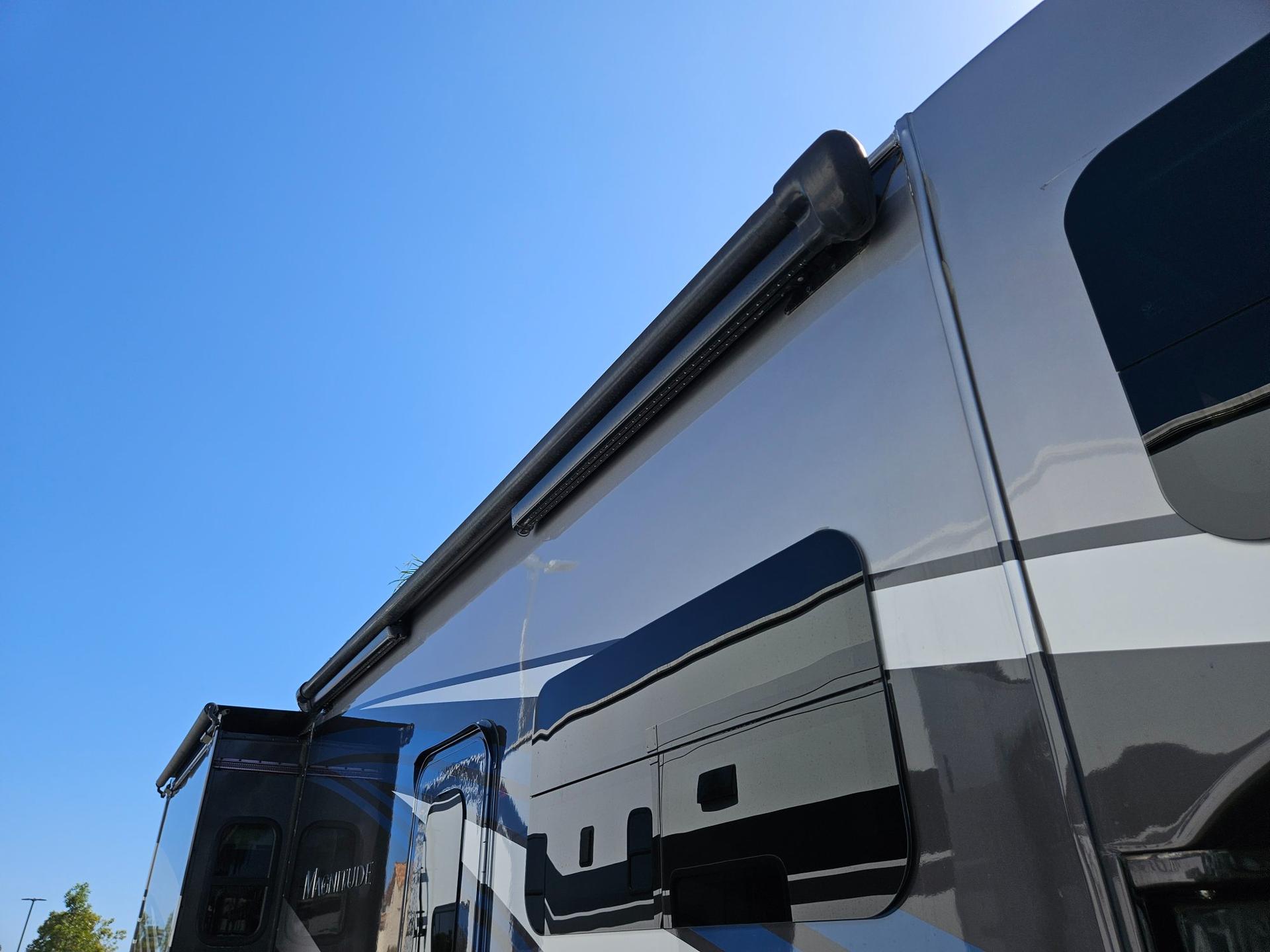 2020 Thor Motor Coach 2020 Thor Motor Coach Magnitude - thumbnail 40