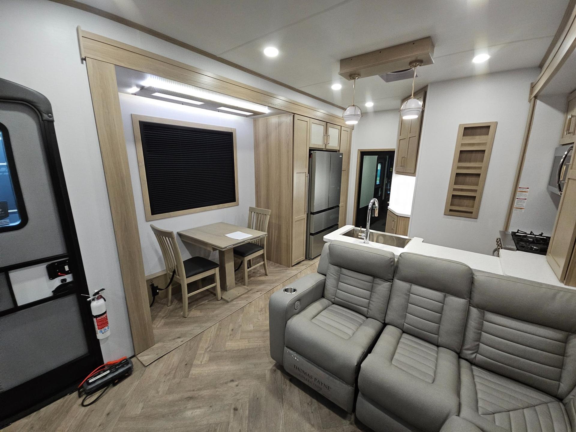 2026 Keystone RV 2026 Keystone RV Raptor - thumbnail 7