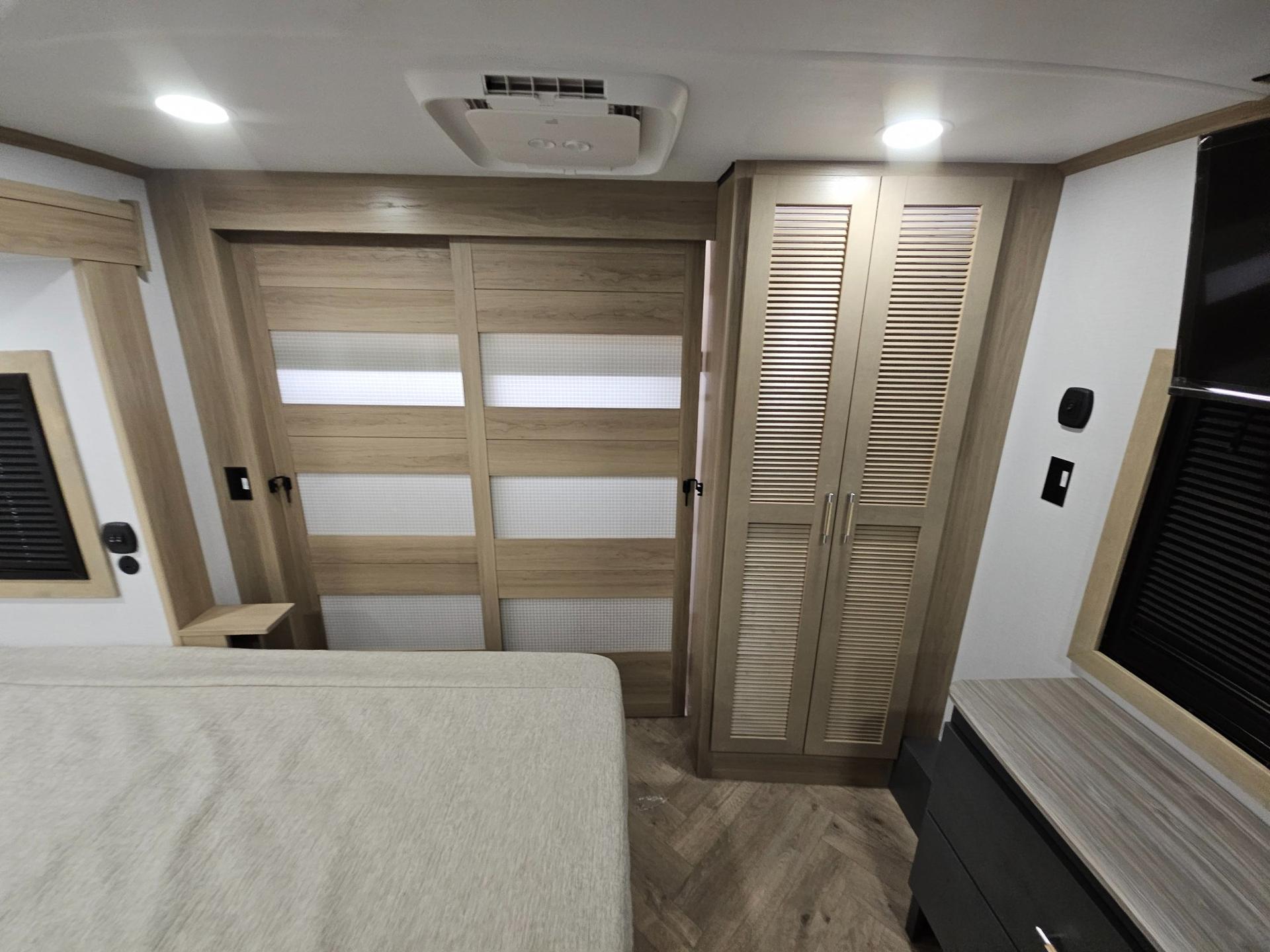 2026 Keystone RV 2026 Keystone RV Raptor - thumbnail 34