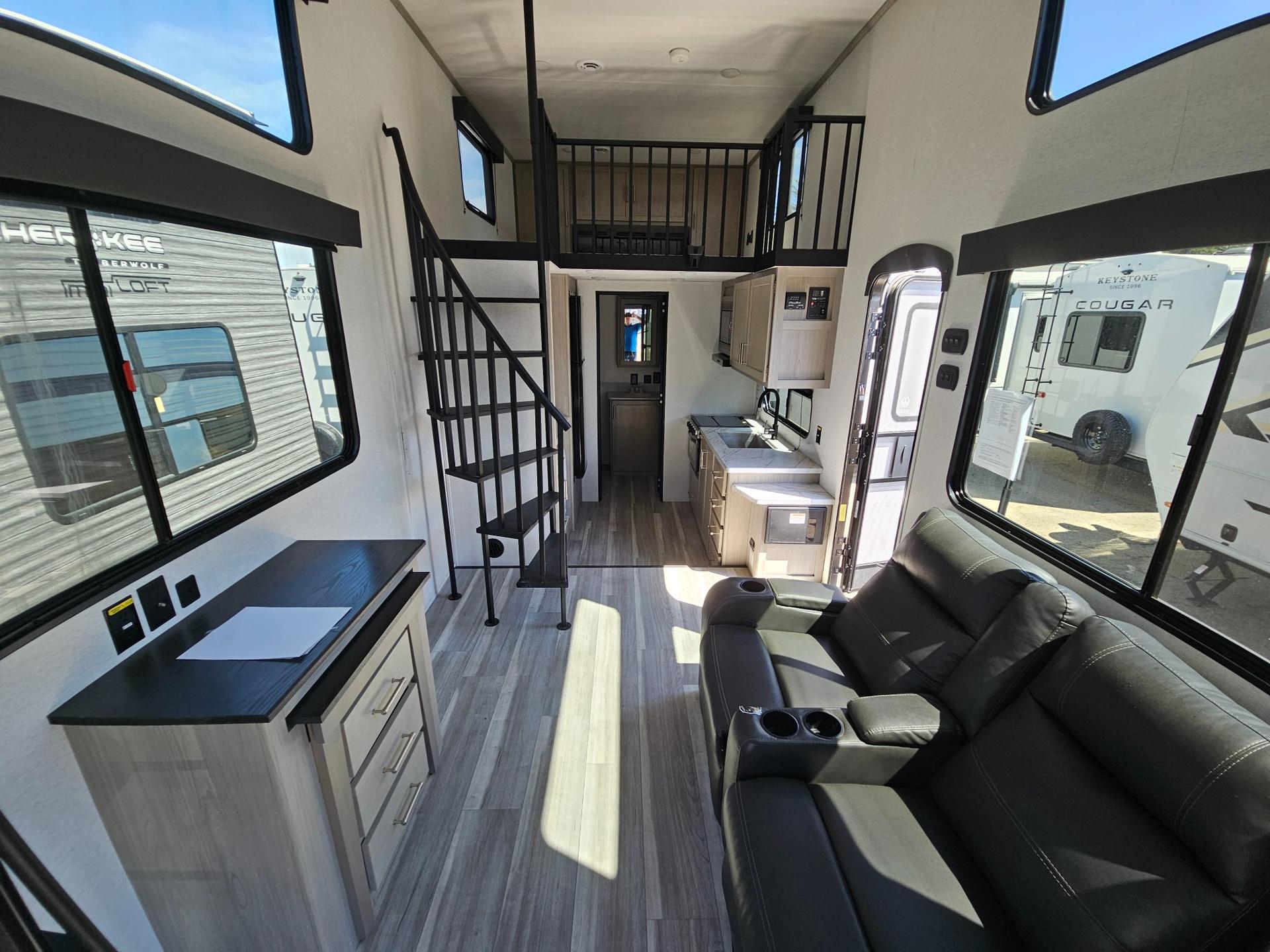 2024 Keystone RV 2024 Keystone RV Springdale - thumbnail 6