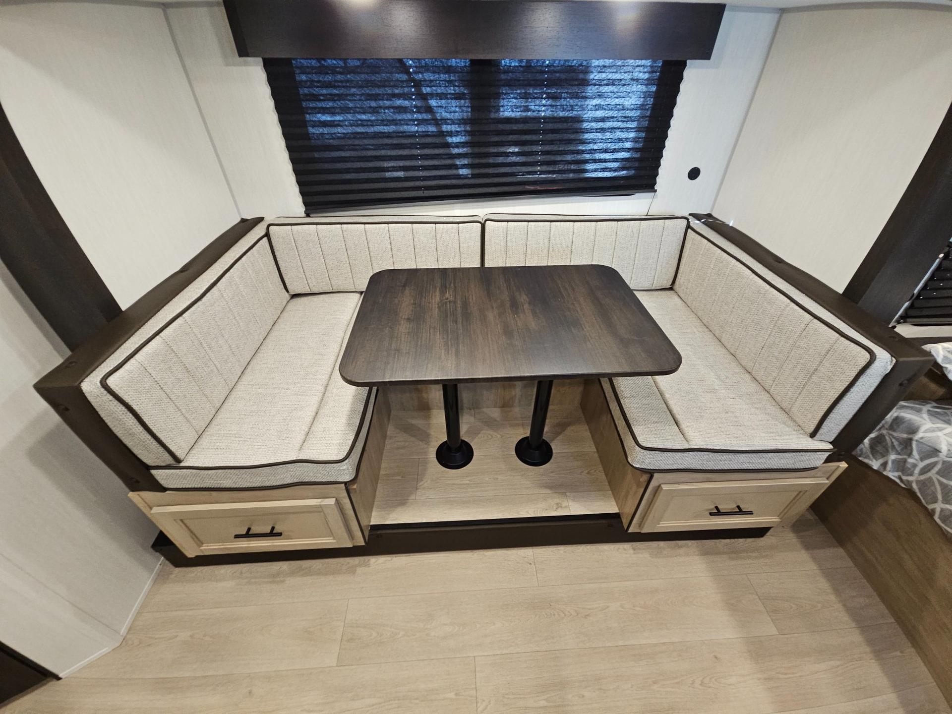 2026 Forest River RV 2026 Forest River RV Cherokee Wolf Pup Black Label - thumbnail 9