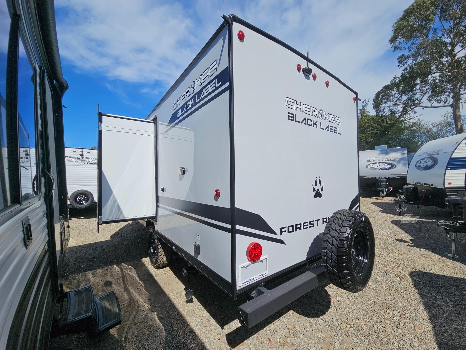 2026 Forest River RV 2026 Forest River RV Cherokee Wolf Pup Black Label - thumbnail 4