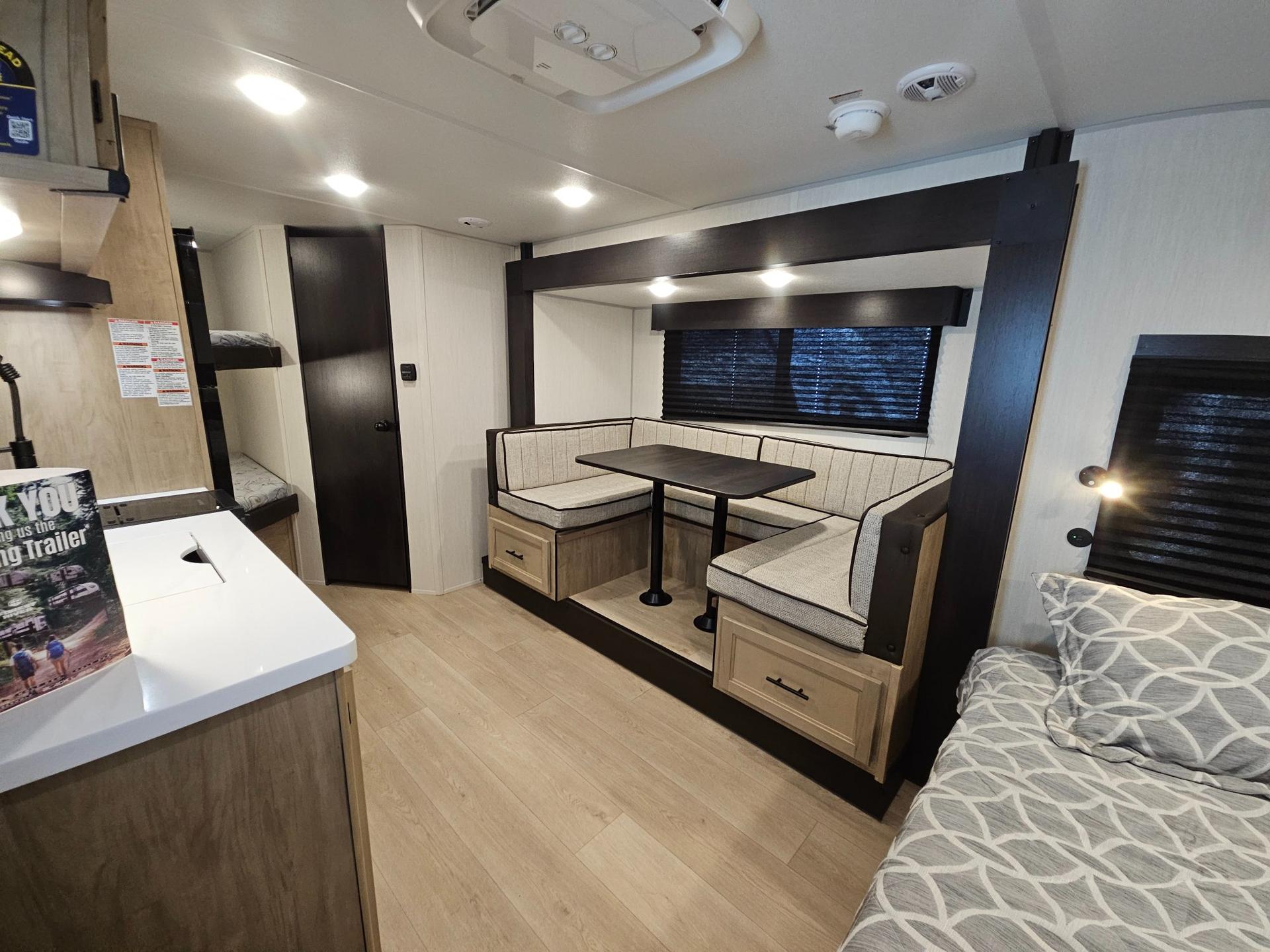 2026 Forest River RV 2026 Forest River RV Cherokee Wolf Pup Black Label - thumbnail 6