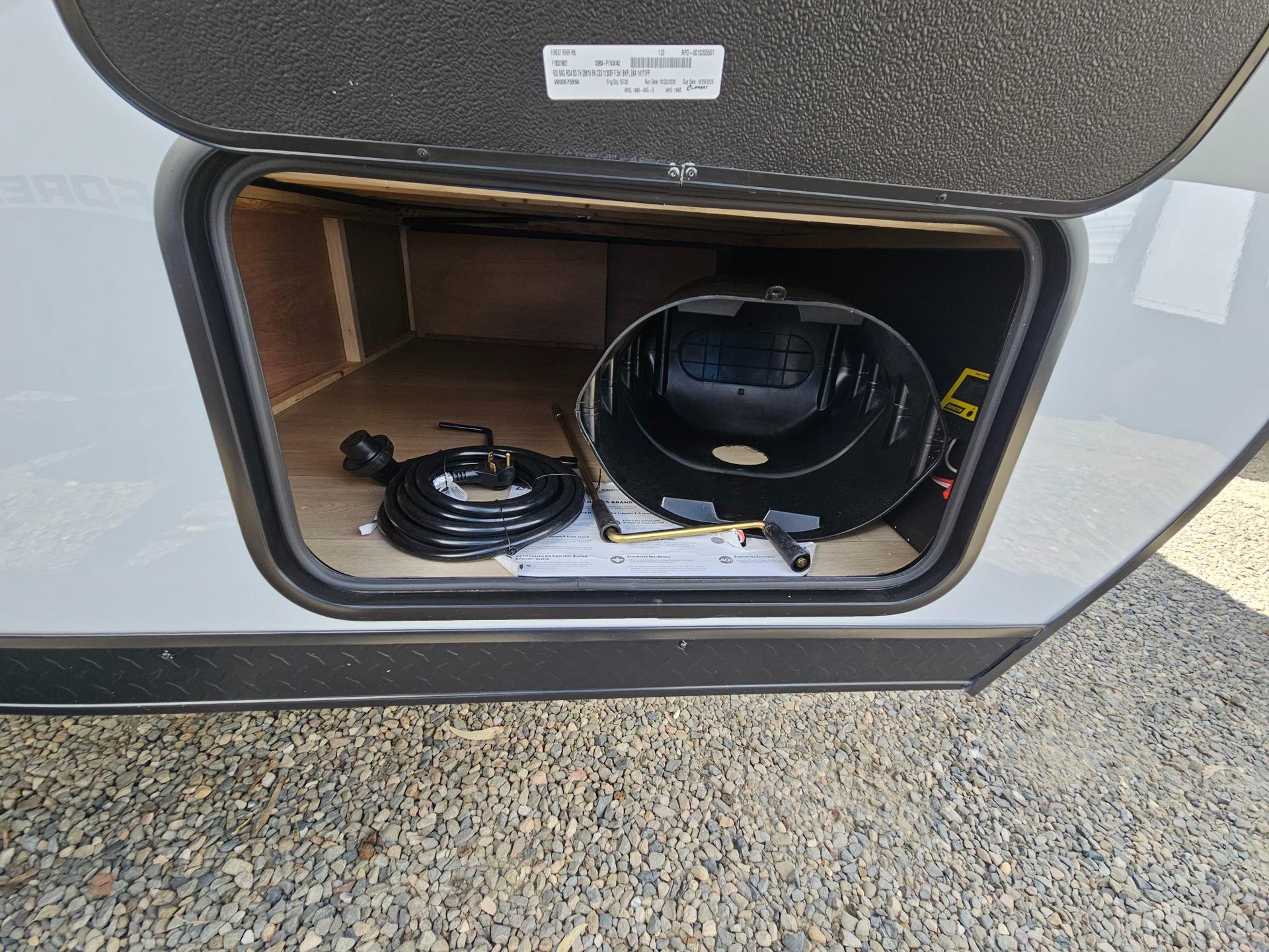 2026 Forest River RV 2026 Forest River RV Cherokee Wolf Pup Black Label - thumbnail 30