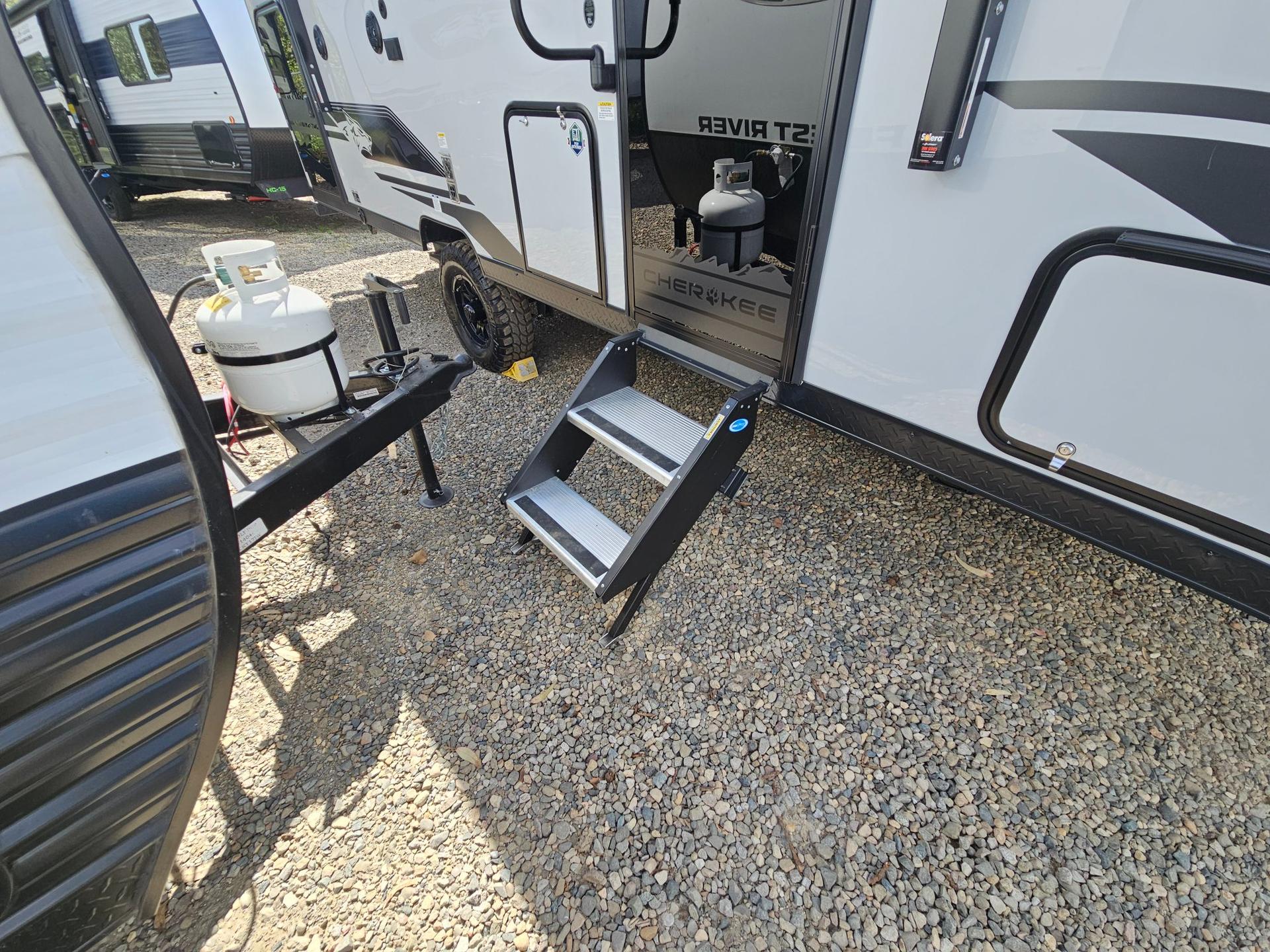 2026 Forest River RV 2026 Forest River RV Cherokee Wolf Pup Black Label - thumbnail 32