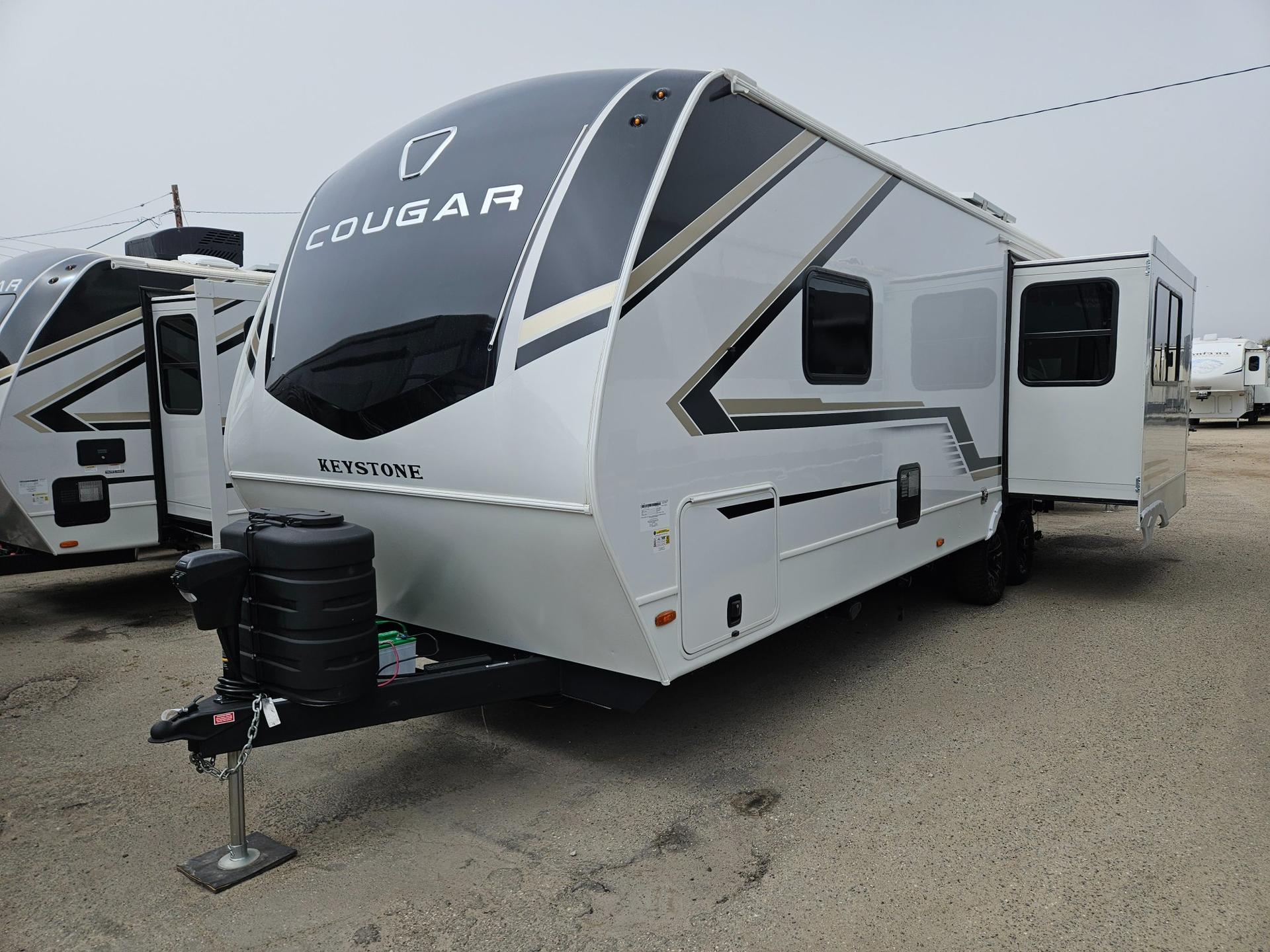 2026 Keystone RV 2026 Keystone RV Cougar Half-Ton - thumbnail 5