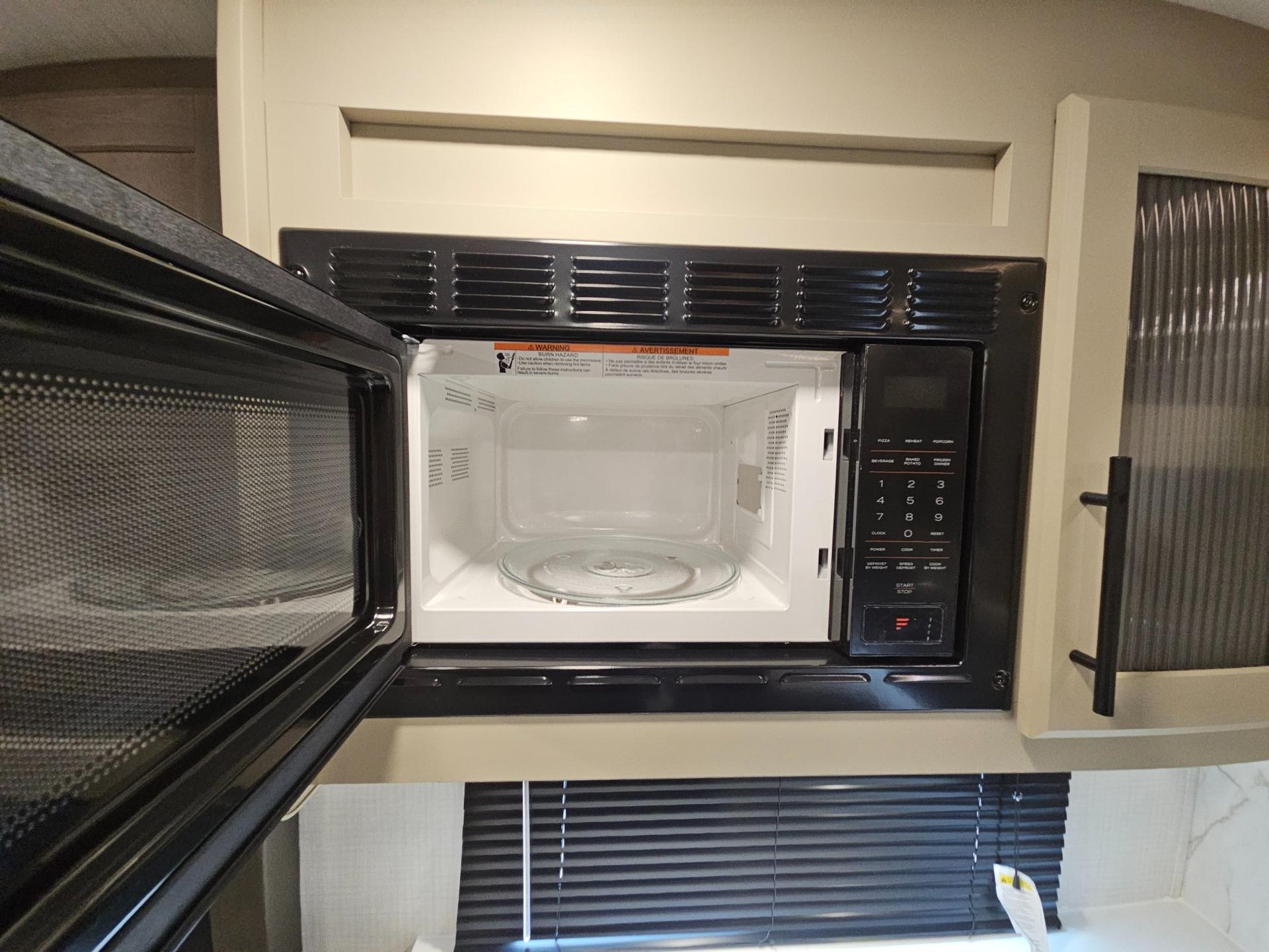 2026 Keystone RV 2026 Keystone RV Cougar Half-Ton - thumbnail 12