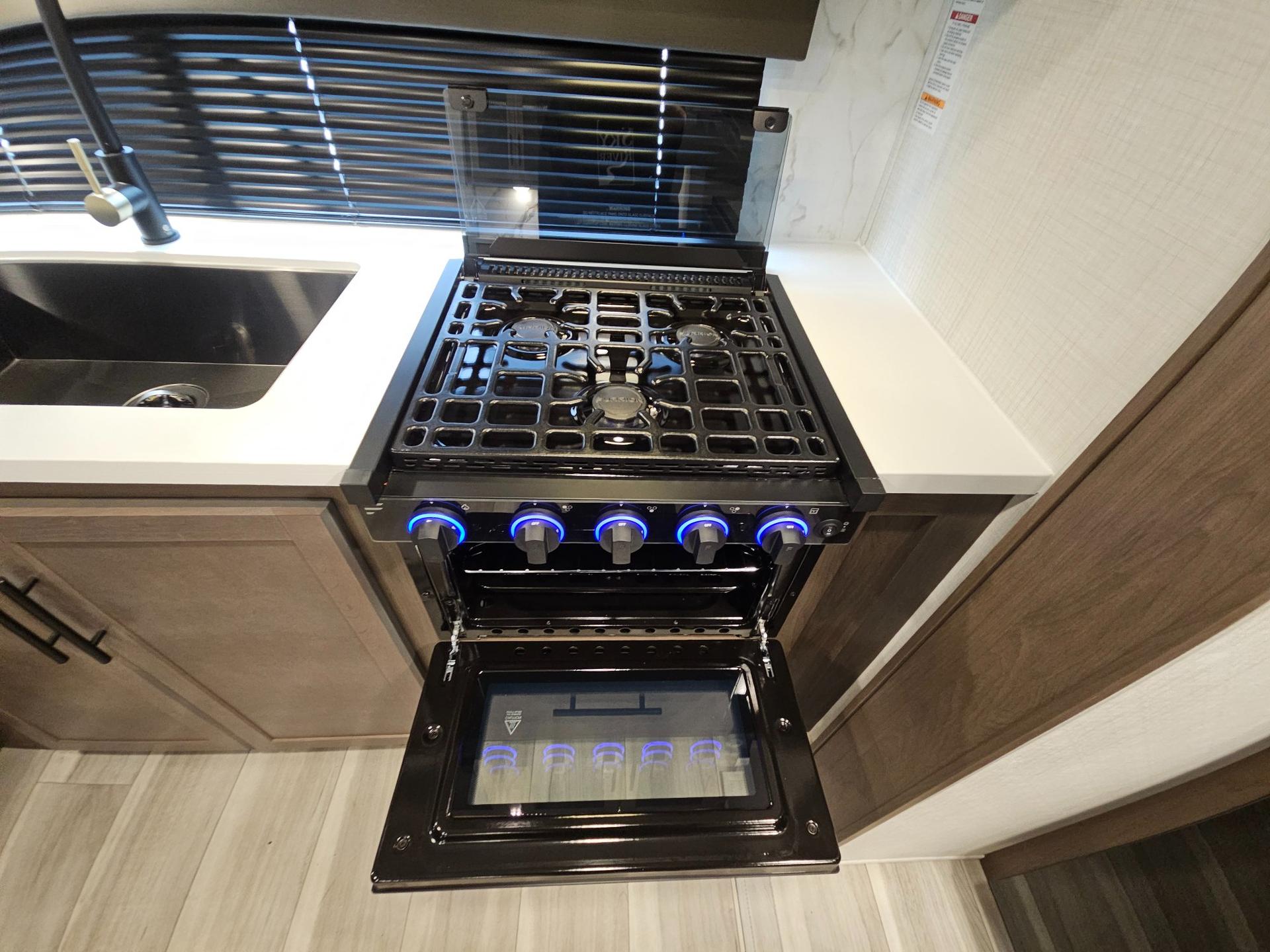 2026 Keystone RV 2026 Keystone RV Cougar Half-Ton - thumbnail 17