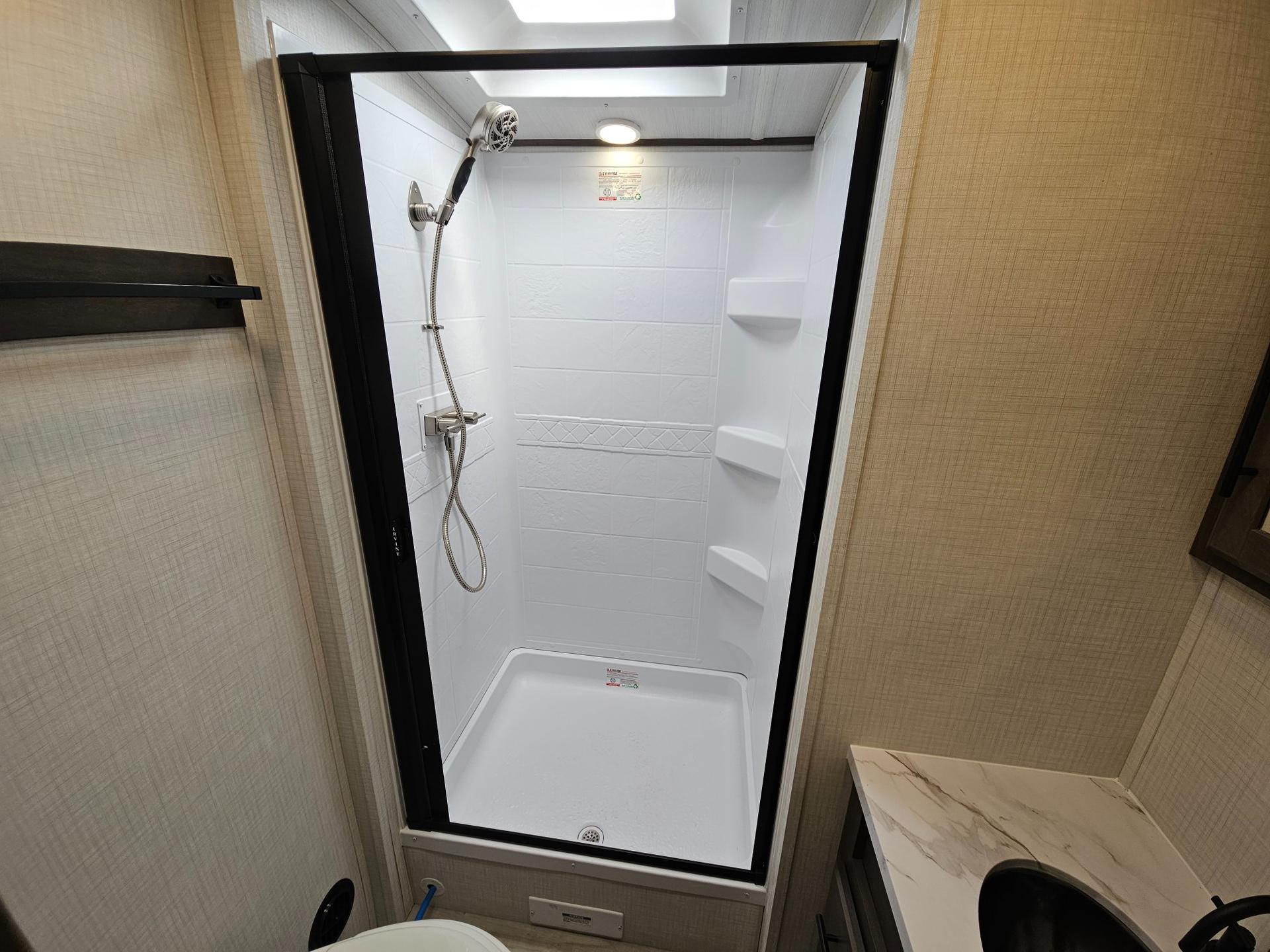 2026 Keystone RV 2026 Keystone RV Cougar Half-Ton - thumbnail 25