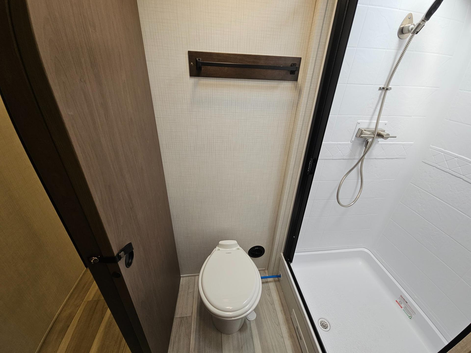 2026 Keystone RV 2026 Keystone RV Cougar Half-Ton - thumbnail 26