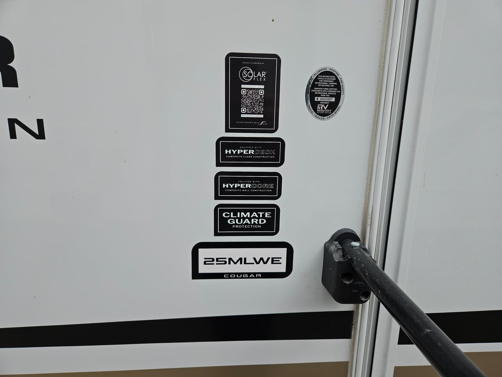 2026 Keystone RV 2026 Keystone RV Cougar Half-Ton - thumbnail 40