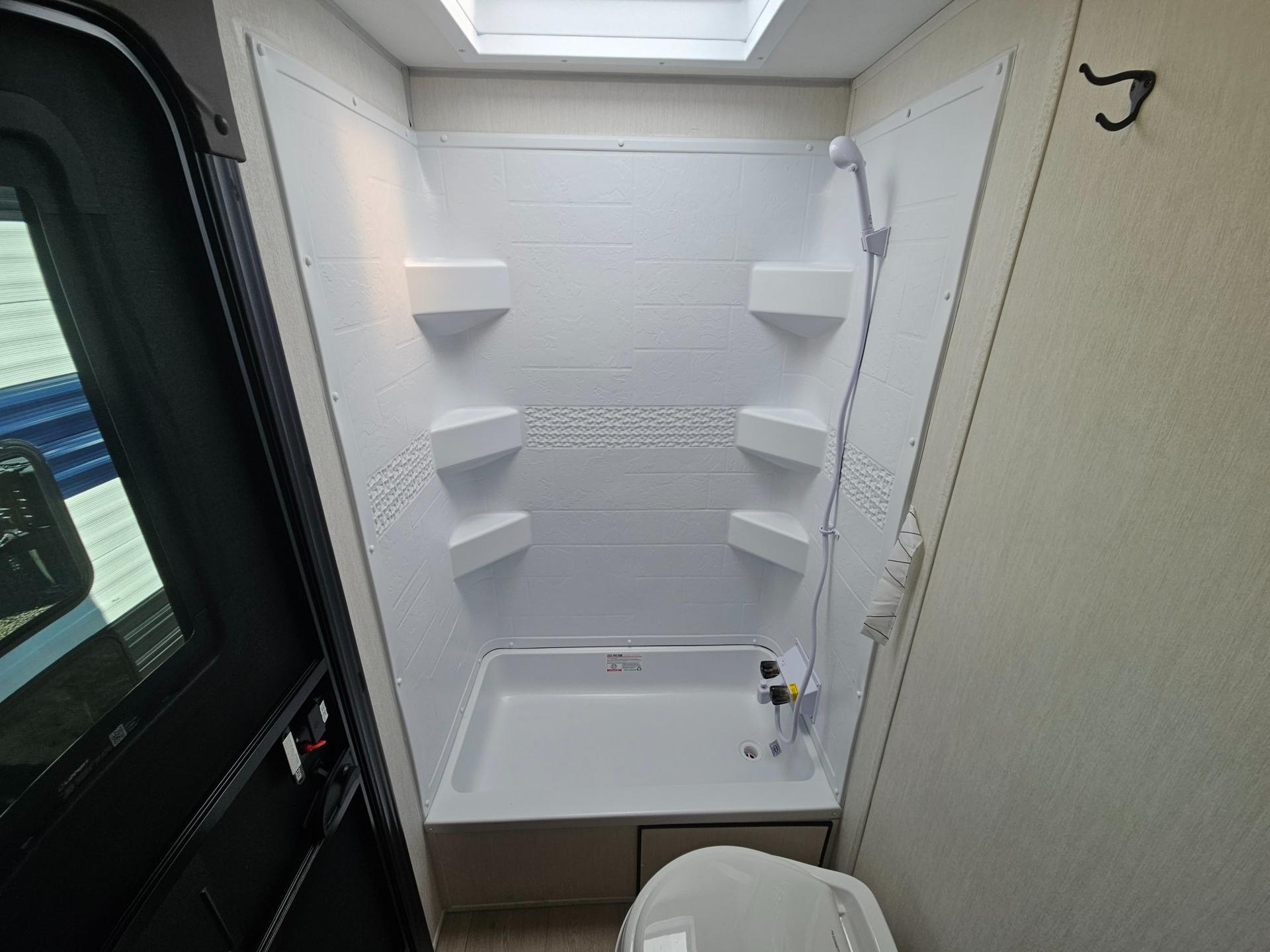 2026 Forest River RV 2026 Forest River RV Cherokee Grey Wolf - thumbnail 28