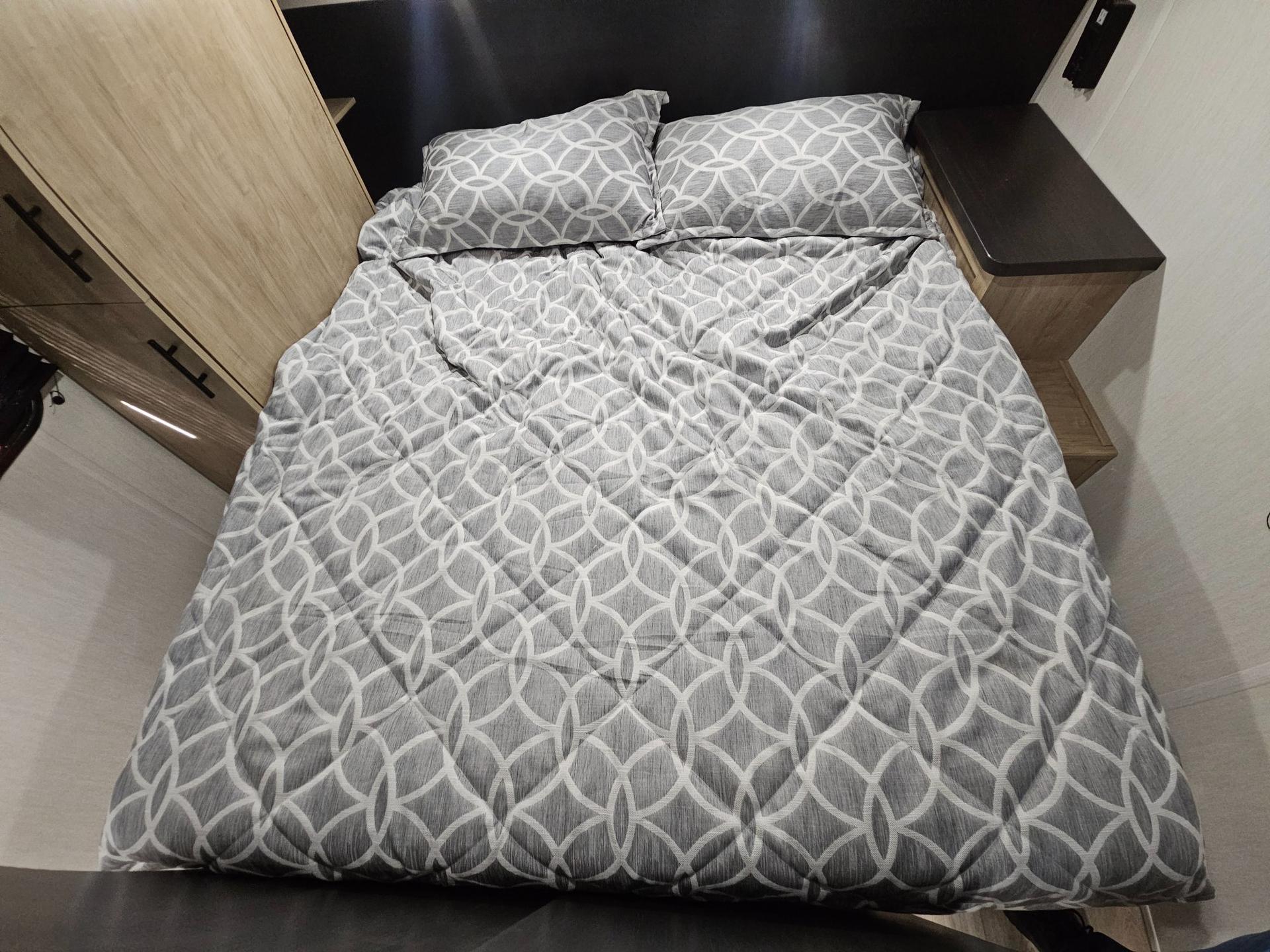 2026 Forest River RV 2026 Forest River RV Cherokee Grey Wolf - thumbnail 35