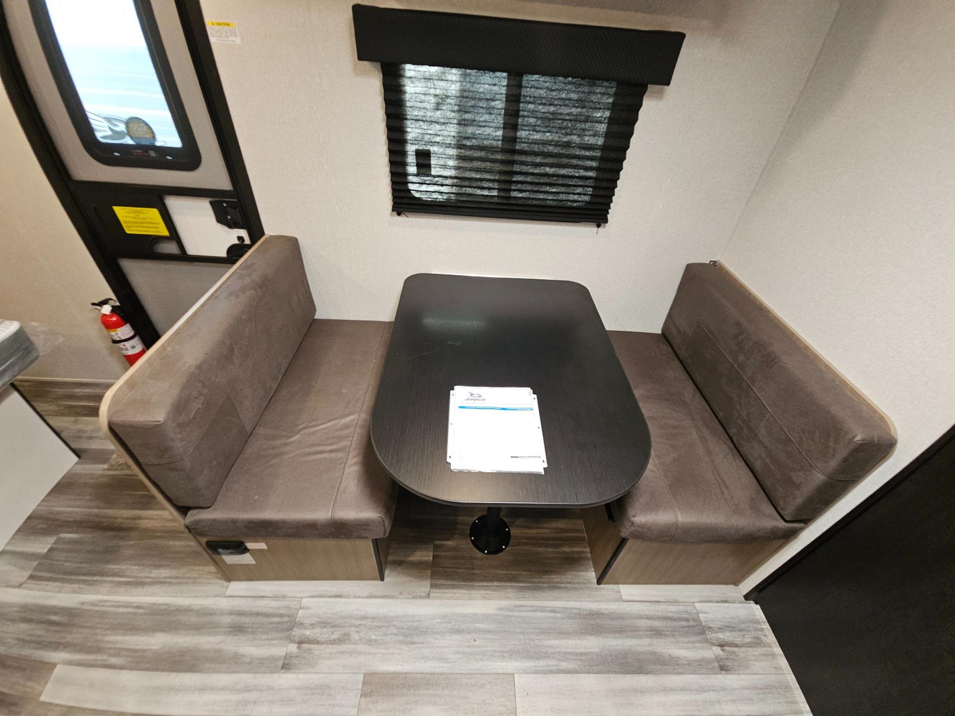 2026 Jayco 2026 Jayco Jay Flight SLX - thumbnail 16