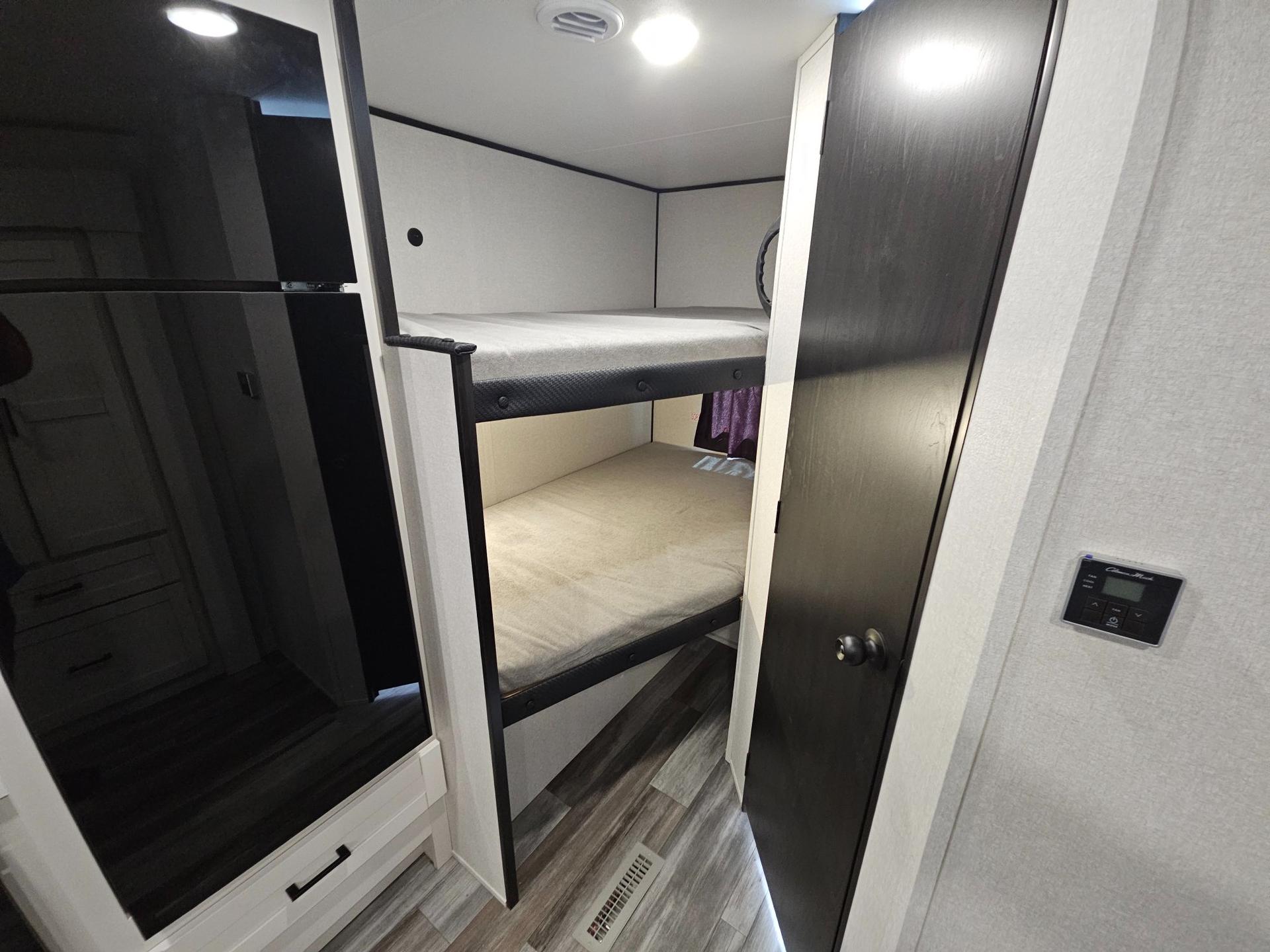 2026 Jayco 2026 Jayco Jay Flight SLX - thumbnail 9