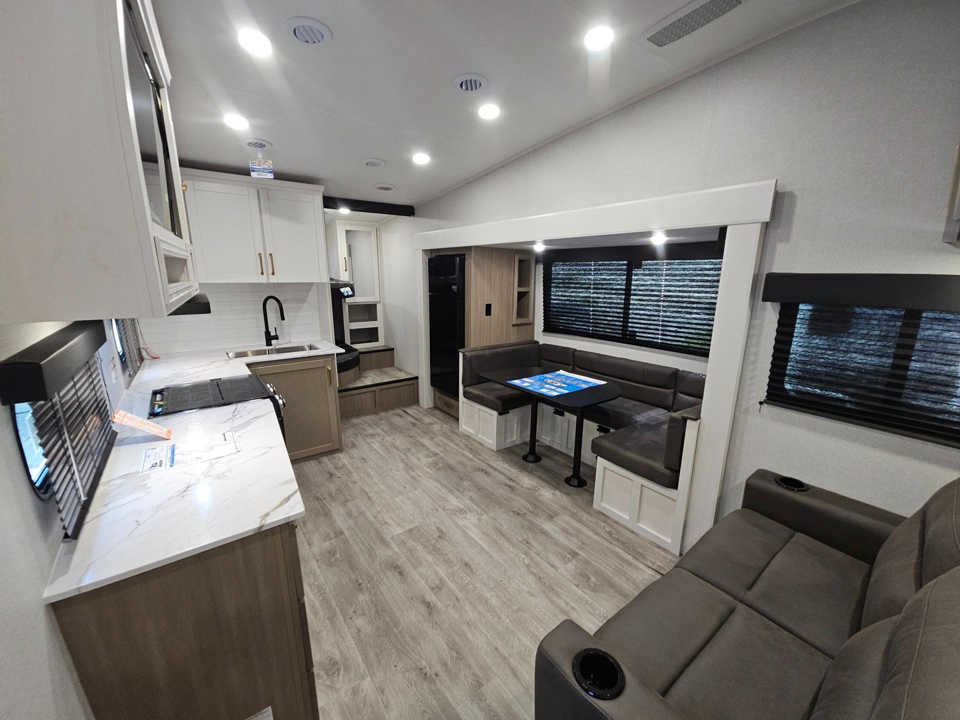 2026 Jayco 2026 Jayco Eagle SLE - thumbnail 5