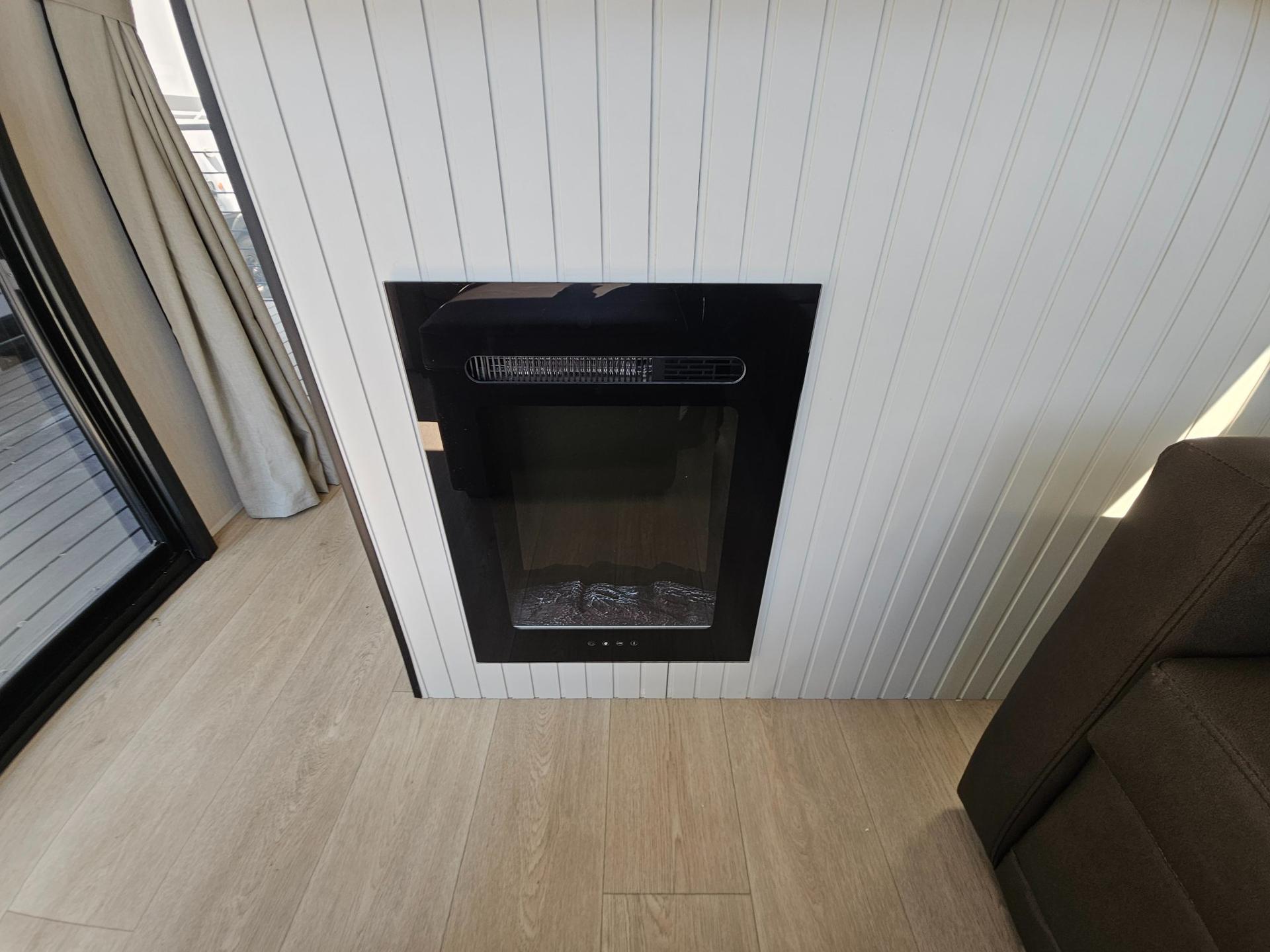 2026 Forest River RV 2026 Forest River RV Cherokee Timberwolf Black Label - thumbnail 11