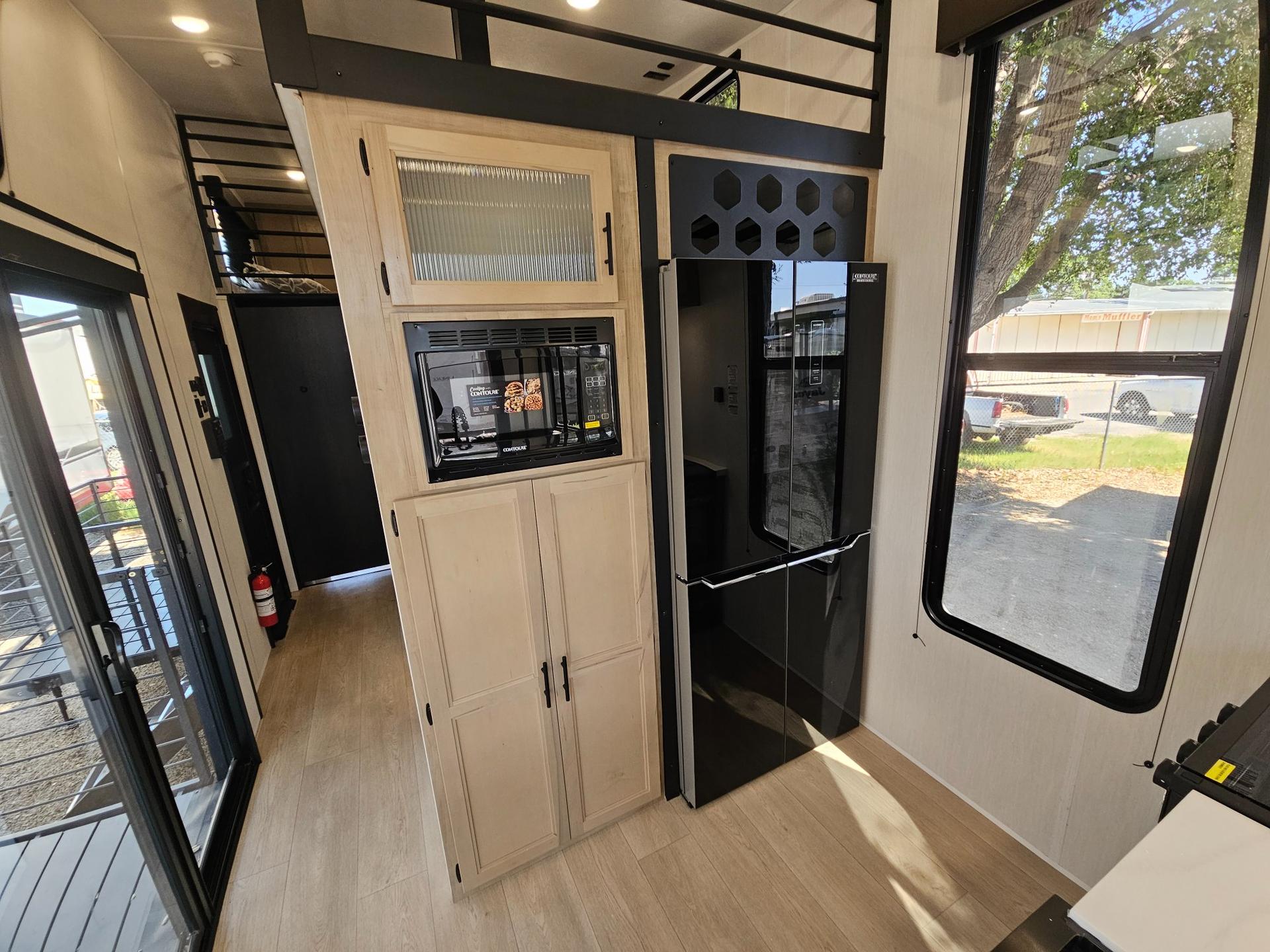 2026 Forest River RV 2026 Forest River RV Cherokee Timberwolf Black Label - thumbnail 18