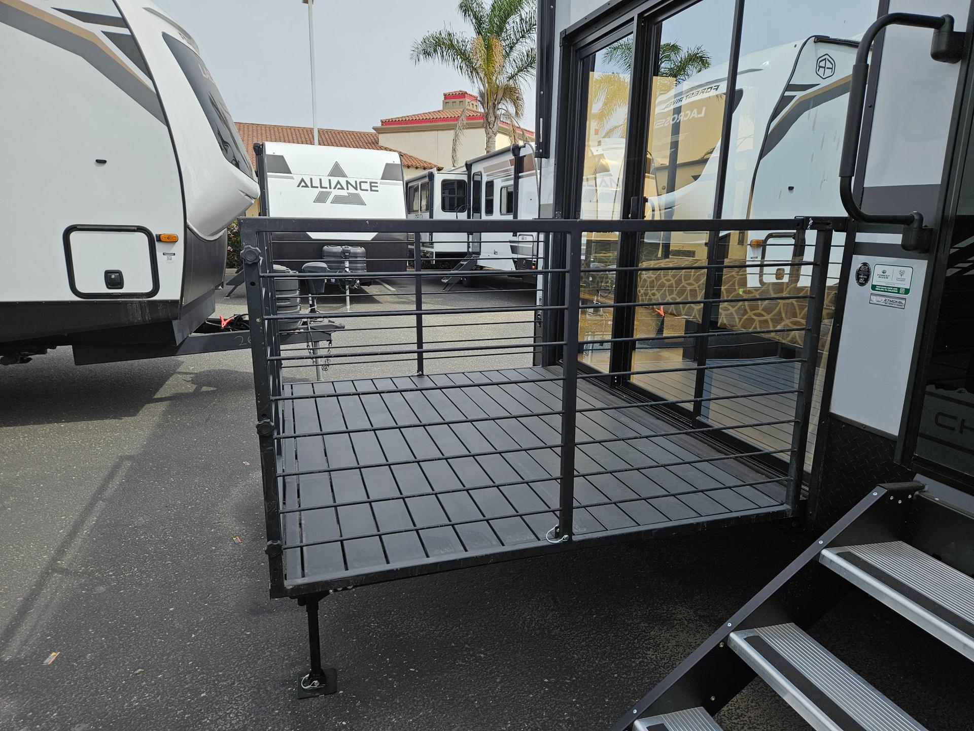 2026 Forest River RV 2026 Forest River RV Cherokee Timberwolf Black Label - thumbnail 45