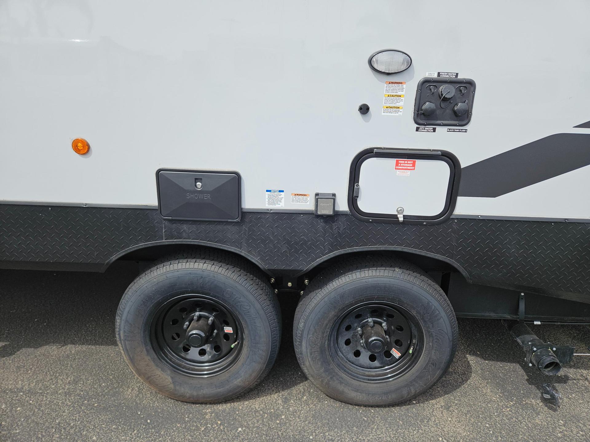 2026 Forest River RV 2026 Forest River RV Cherokee Timberwolf Black Label - thumbnail 48