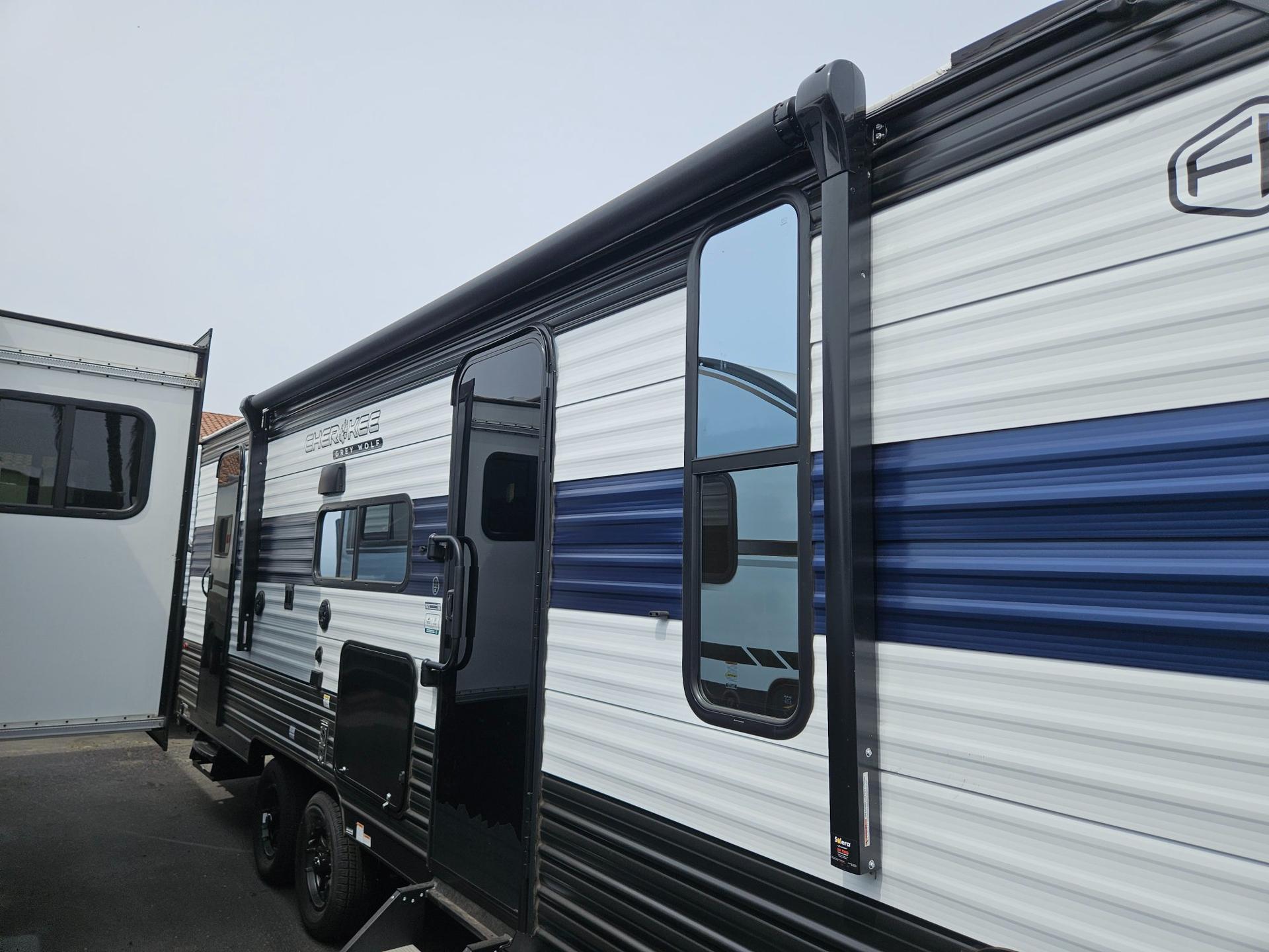 2026 Forest River RV 2026 Forest River RV Cherokee Grey Wolf - thumbnail 33