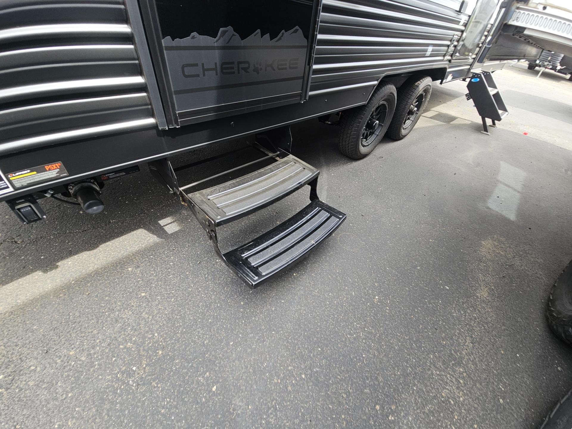 2026 Forest River RV 2026 Forest River RV Cherokee Grey Wolf - thumbnail 38