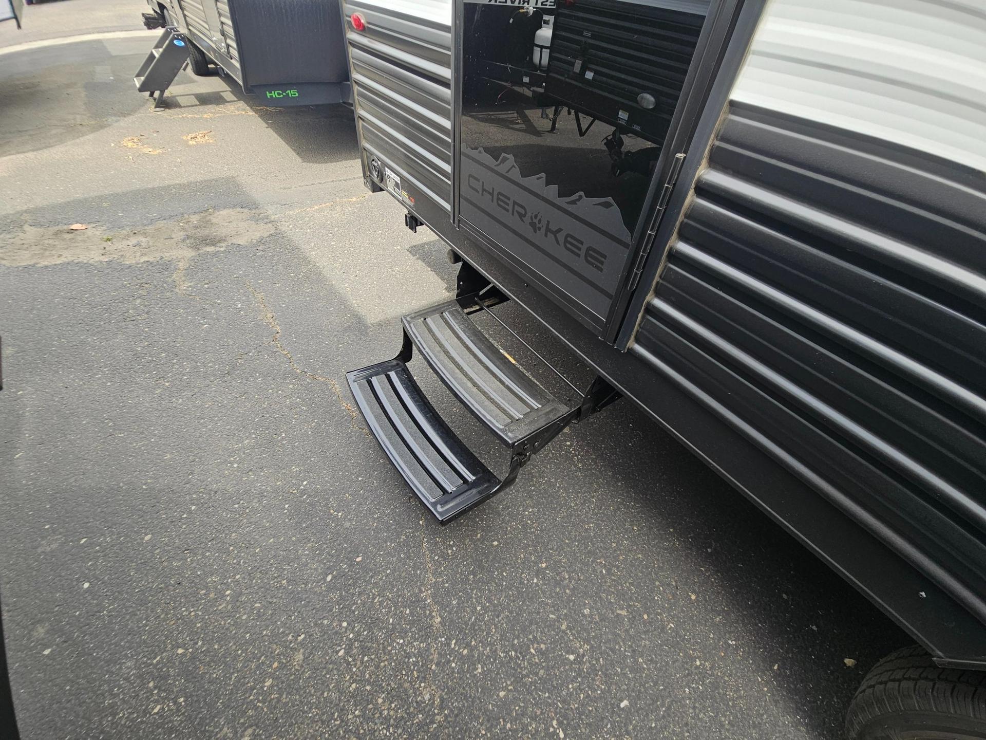 2026 Forest River RV 2026 Forest River RV Cherokee Grey Wolf - thumbnail 41