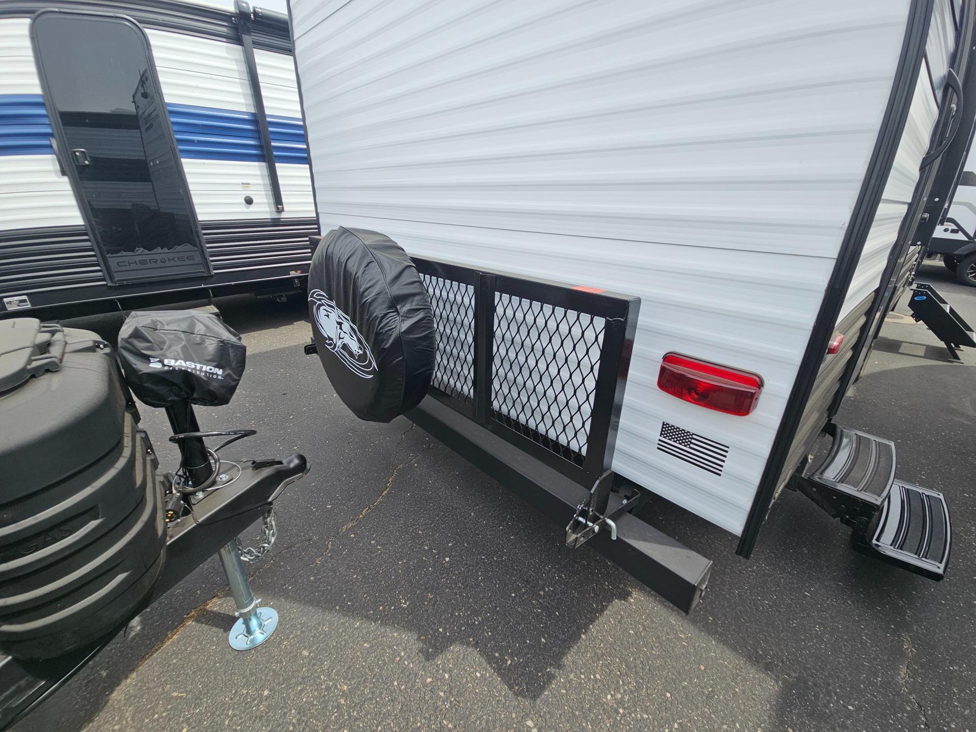 2026 Forest River RV 2026 Forest River RV Cherokee Grey Wolf - thumbnail 43