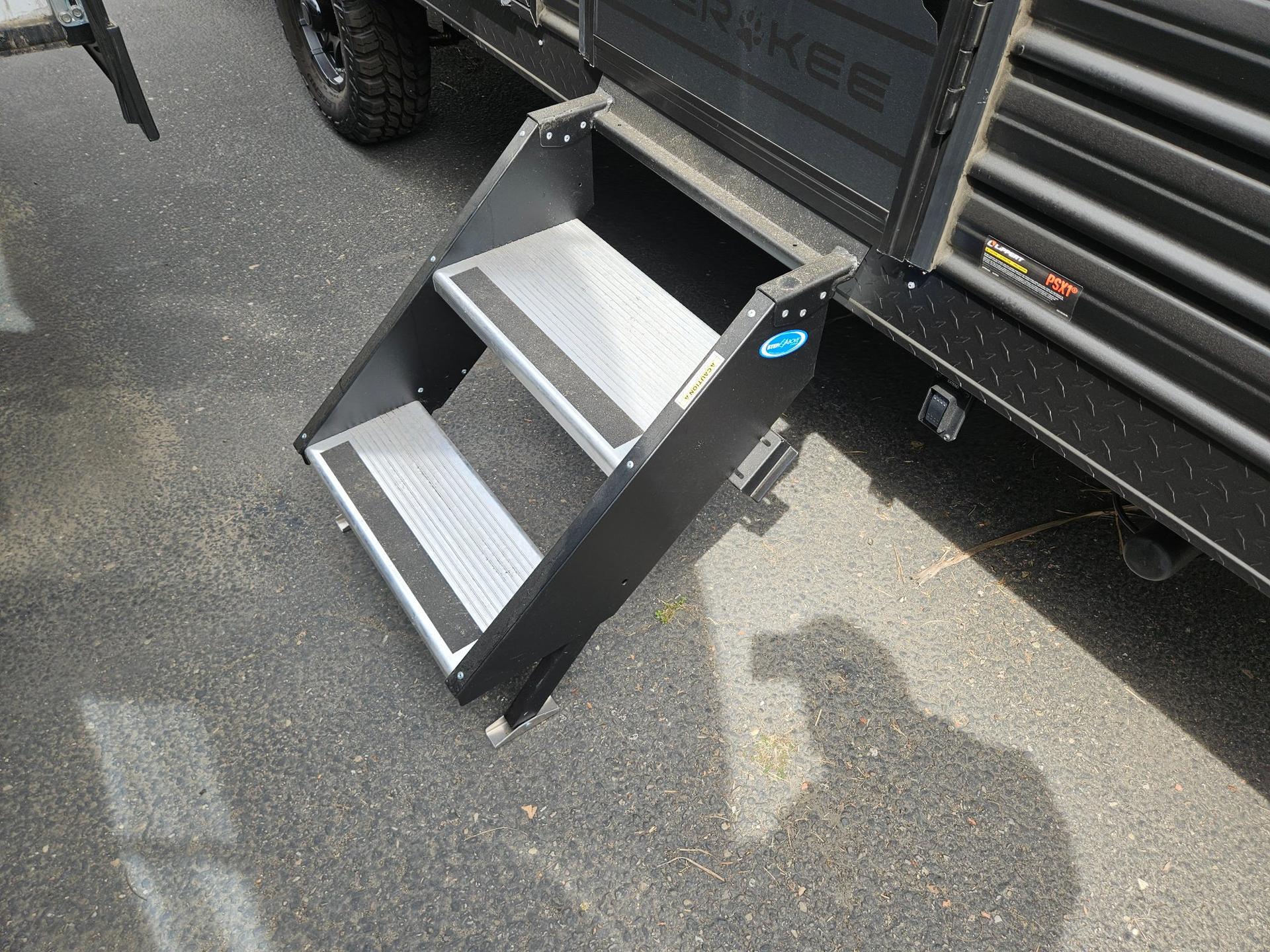 2026 Forest River RV 2026 Forest River RV Cherokee Wolf Pup - thumbnail 32