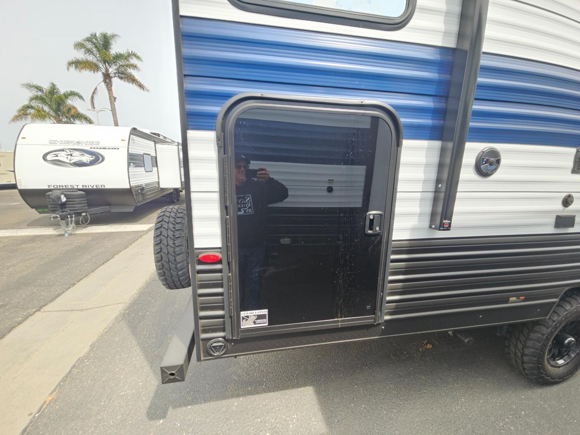 2026 Forest River RV 2026 Forest River RV Cherokee Wolf Pup - thumbnail 38