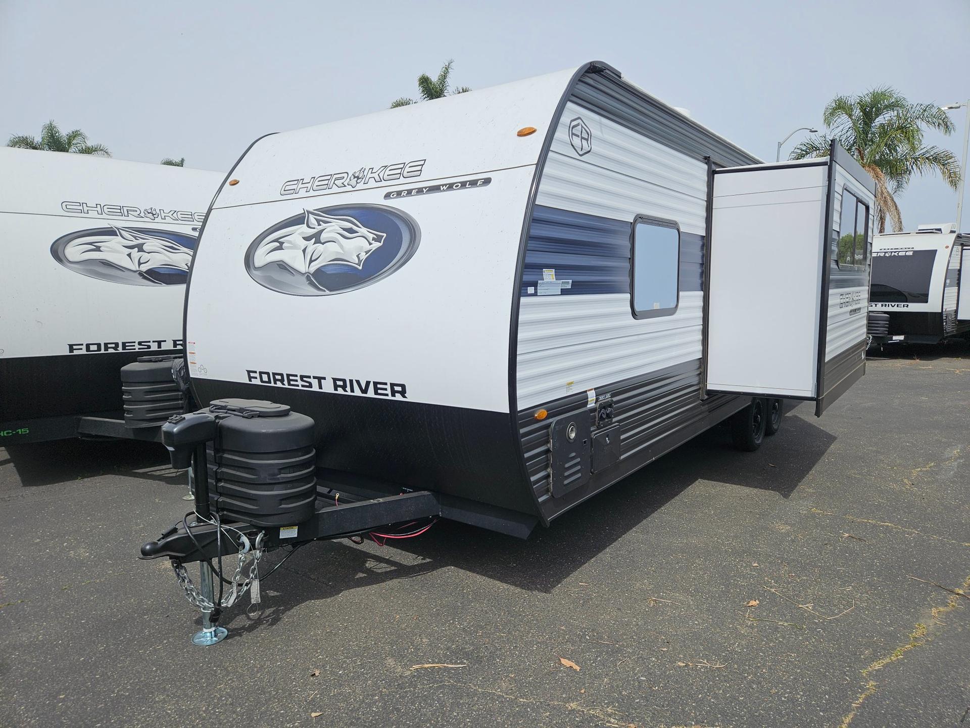 2026 Forest River RV 2026 Forest River RV Cherokee Grey Wolf - thumbnail 5