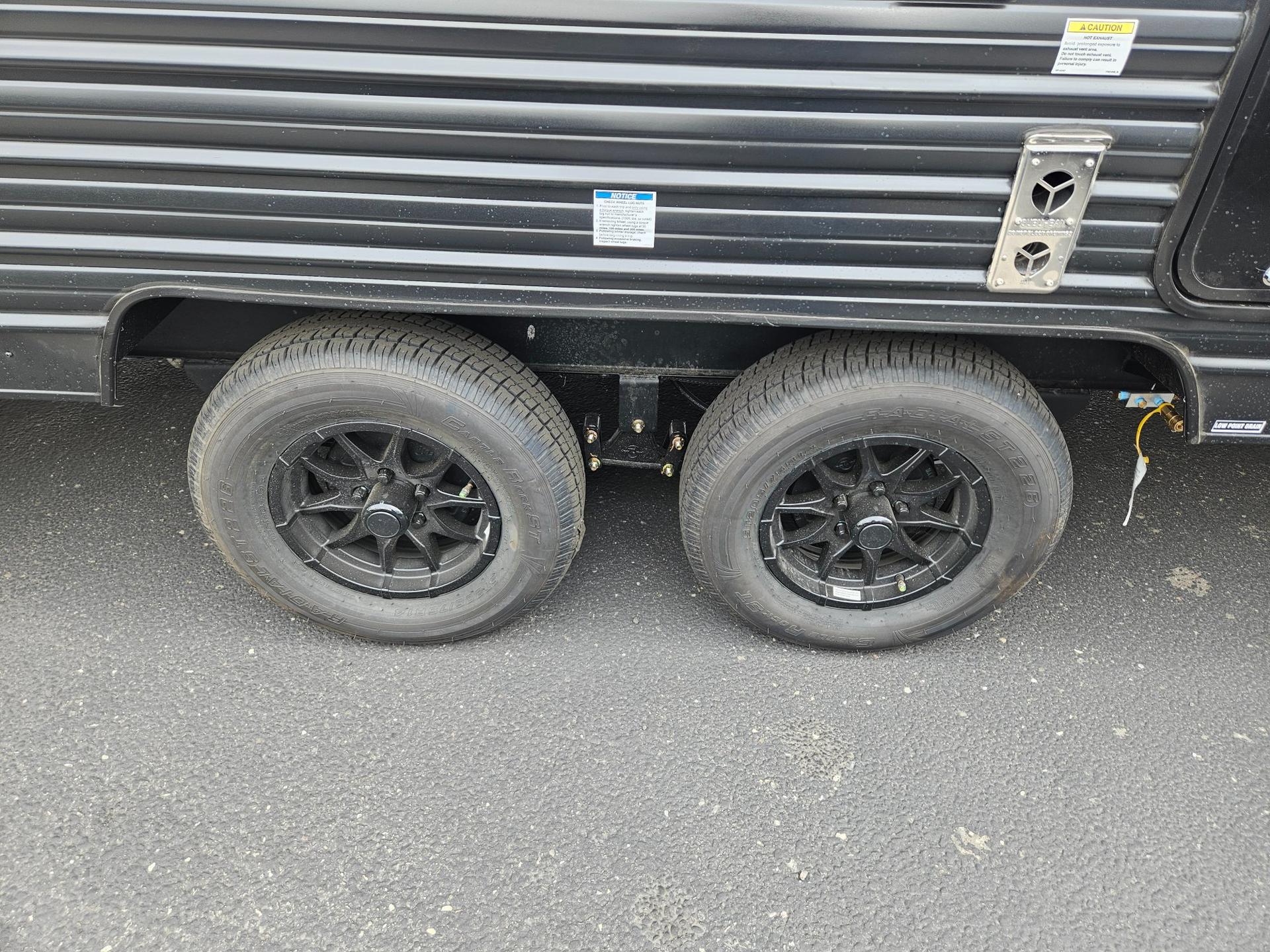 2026 Forest River RV 2026 Forest River RV Cherokee Grey Wolf - thumbnail 37