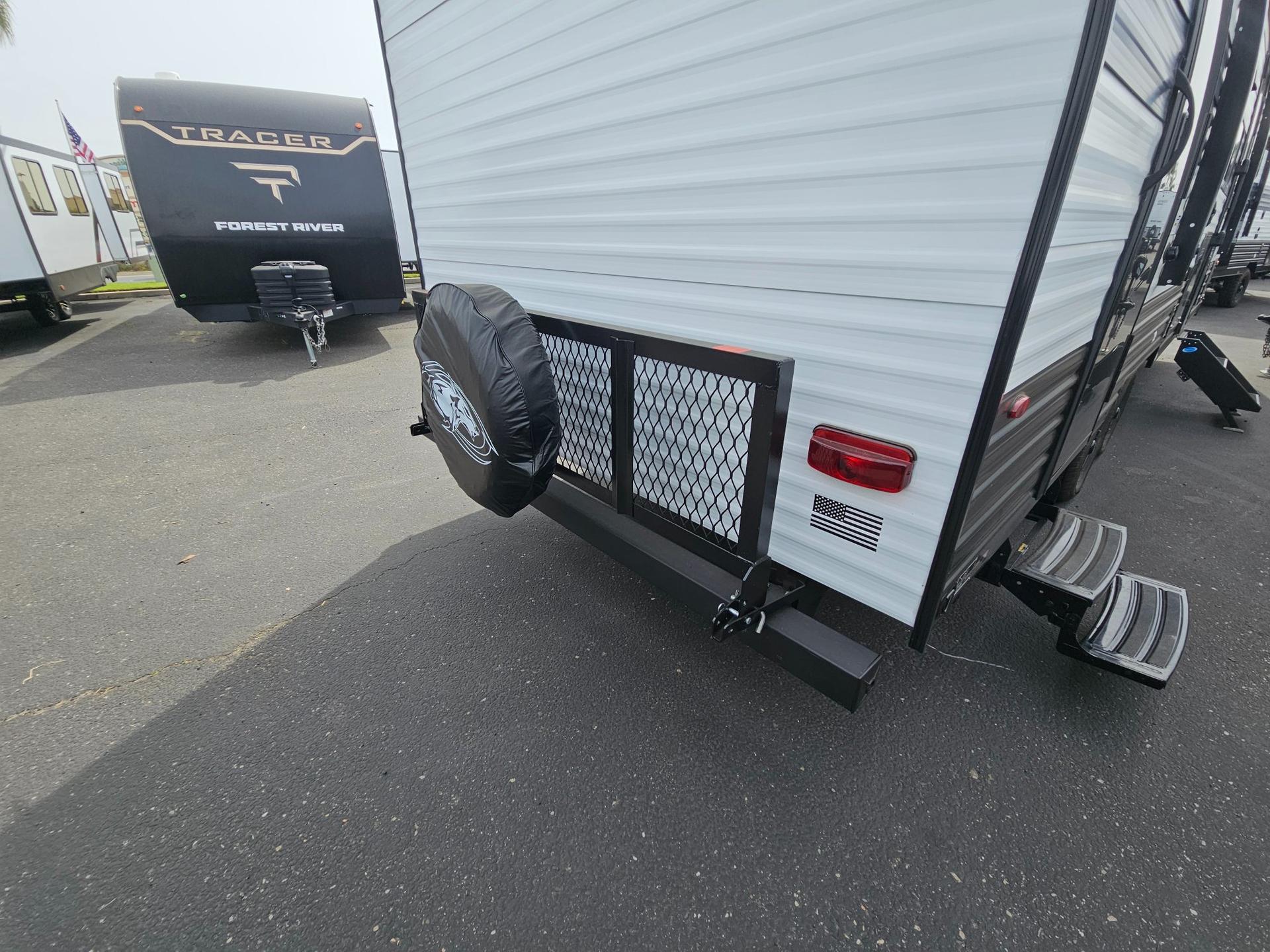 2026 Forest River RV 2026 Forest River RV Cherokee Grey Wolf - thumbnail 42