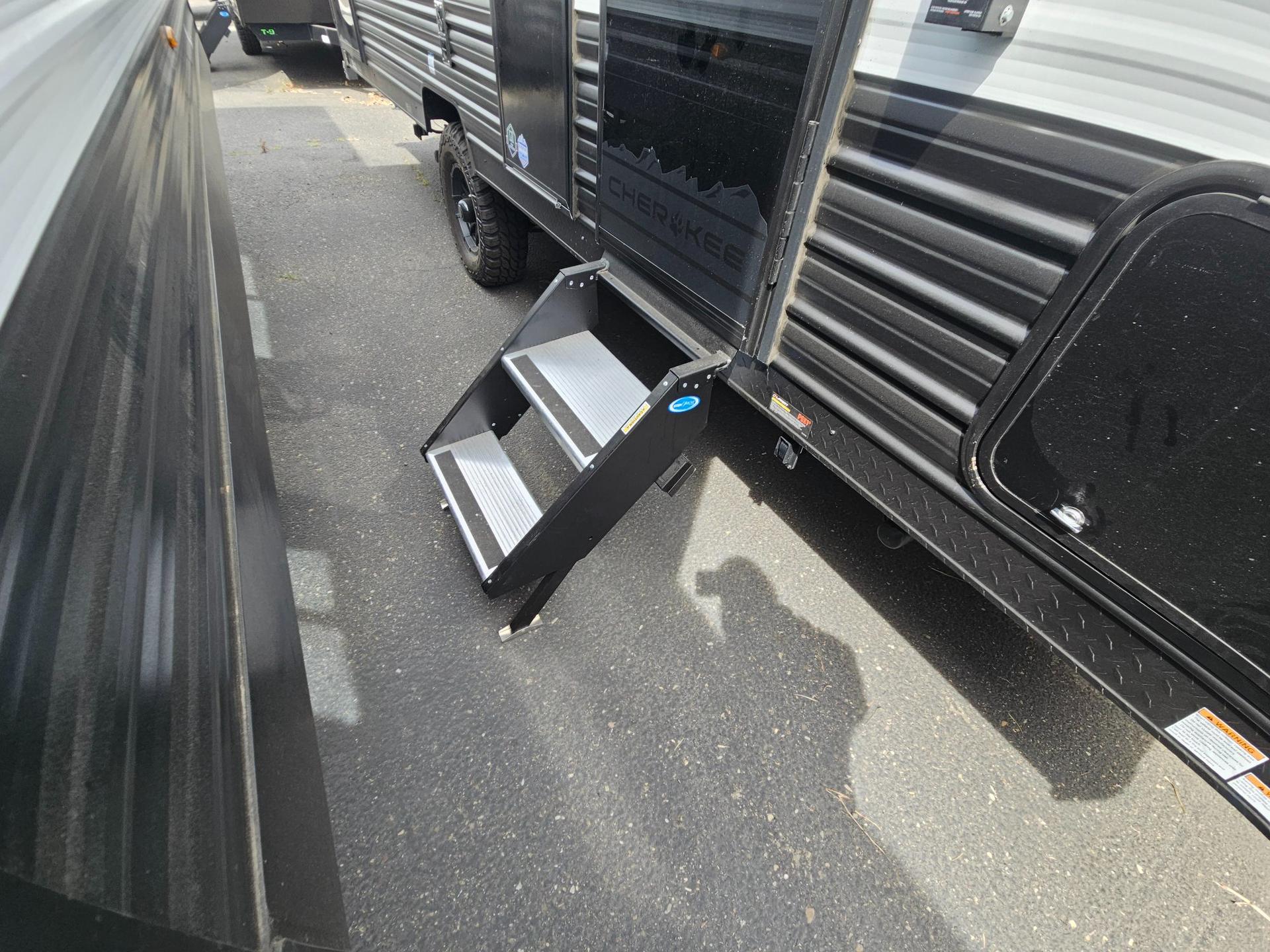 2026 Forest River RV 2026 Forest River RV Cherokee Wolf Pup - thumbnail 32