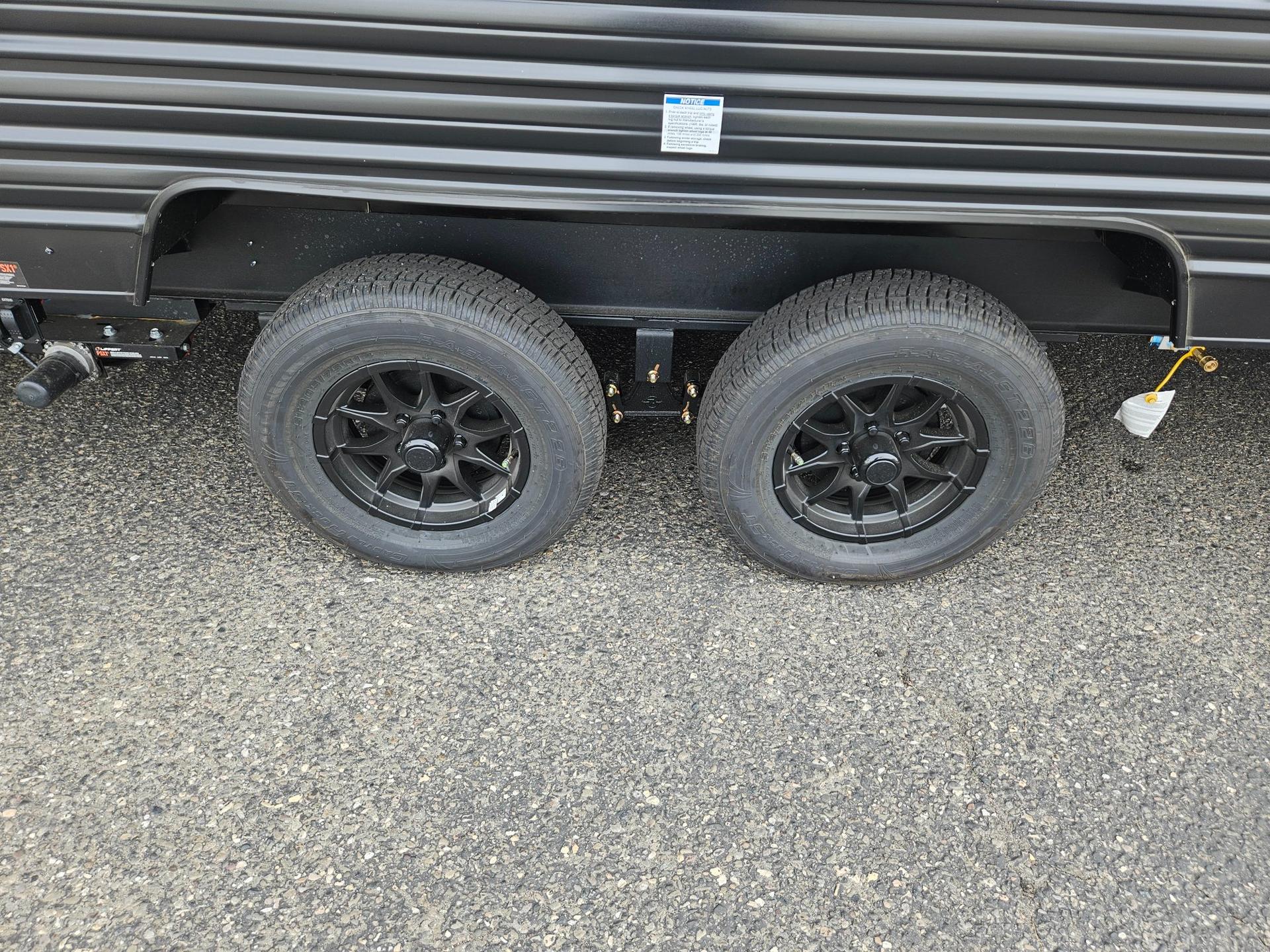 2026 Forest River RV 2026 Forest River RV Cherokee Grey Wolf - thumbnail 41